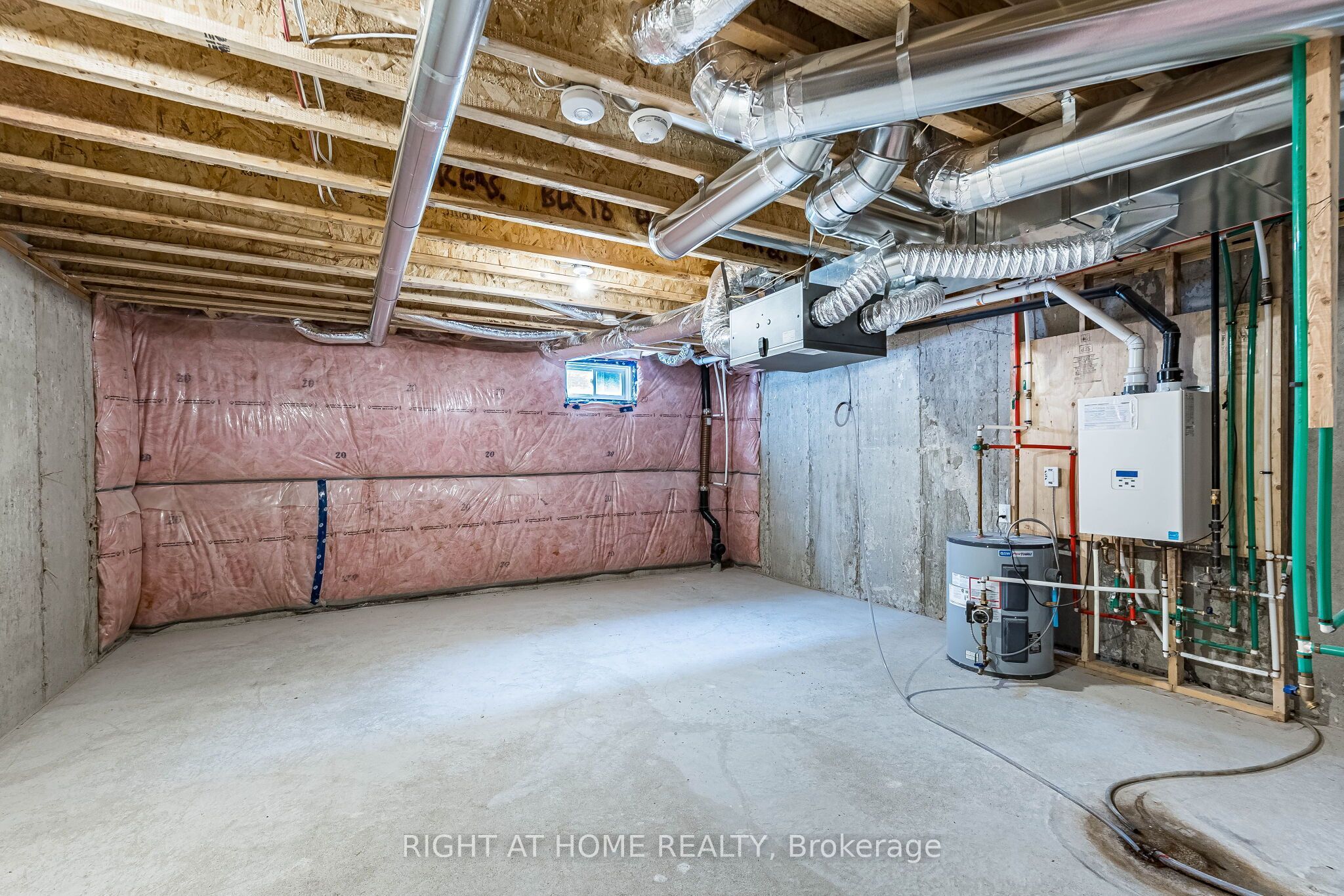 1330 Shevchenko Boulevard Property Photo 26