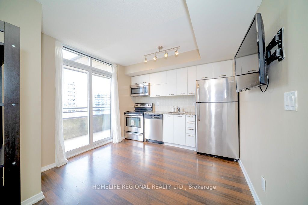 38 Joe Shuster Way 1520 Property Photo 2