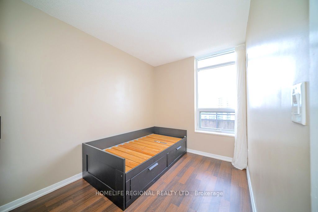 38 Joe Shuster Way 1520 Property Photo 6
