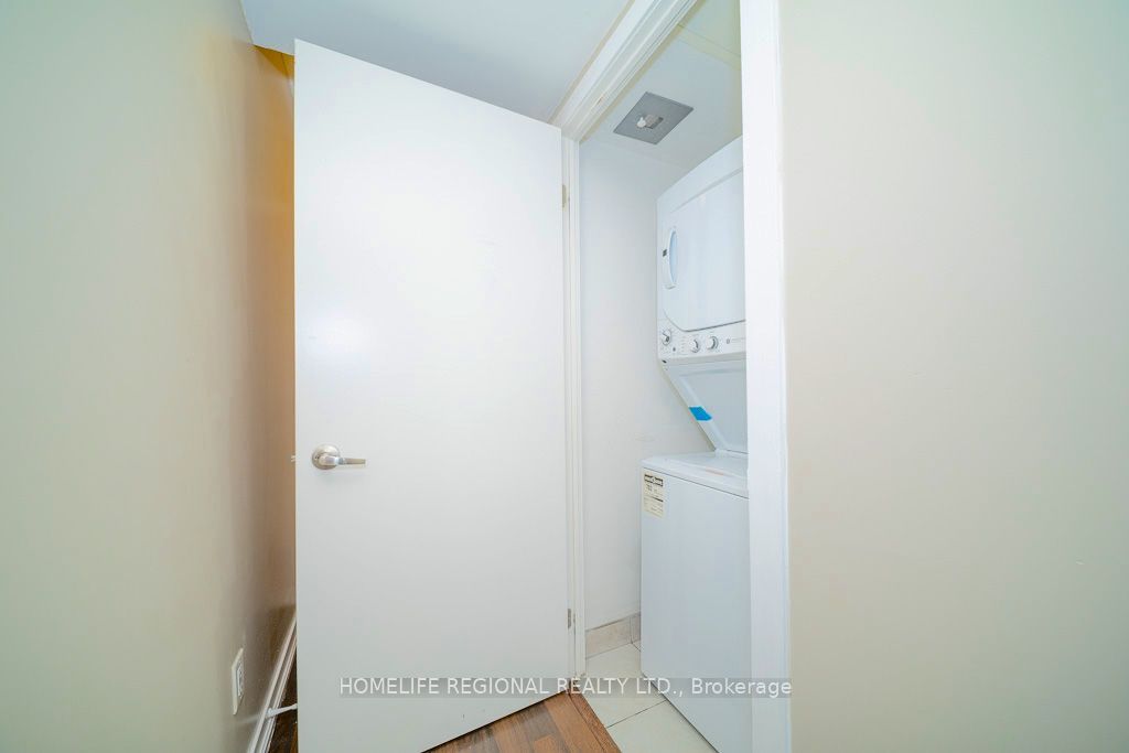 38 Joe Shuster Way 1520 Property Photo 10