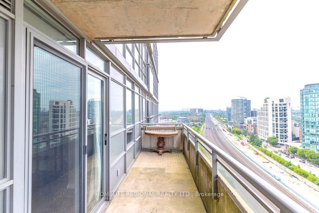 38 Joe Shuster Way 1520 Property Photo 11