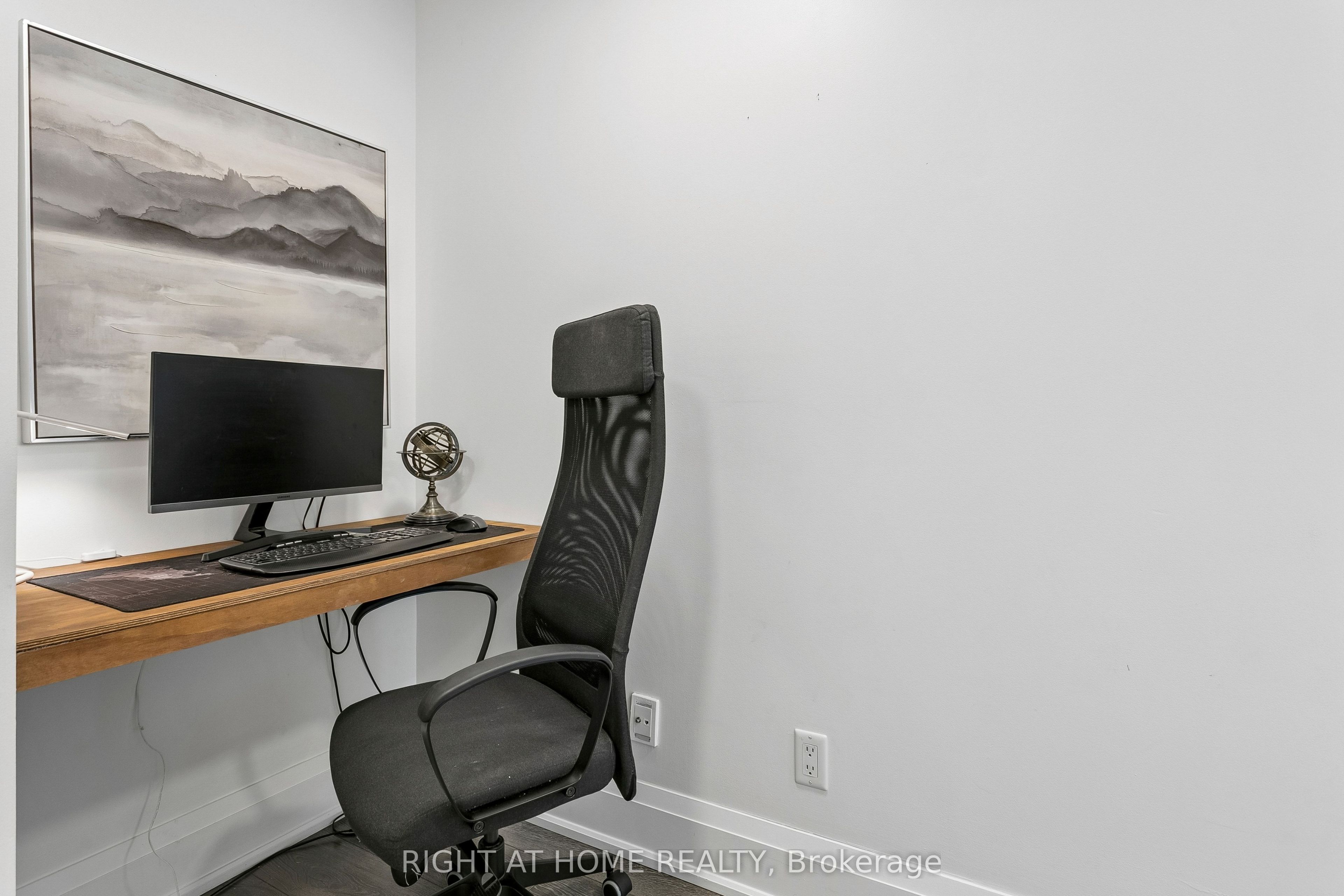 45 Yorkland Boulevard 206 Property Photo 9