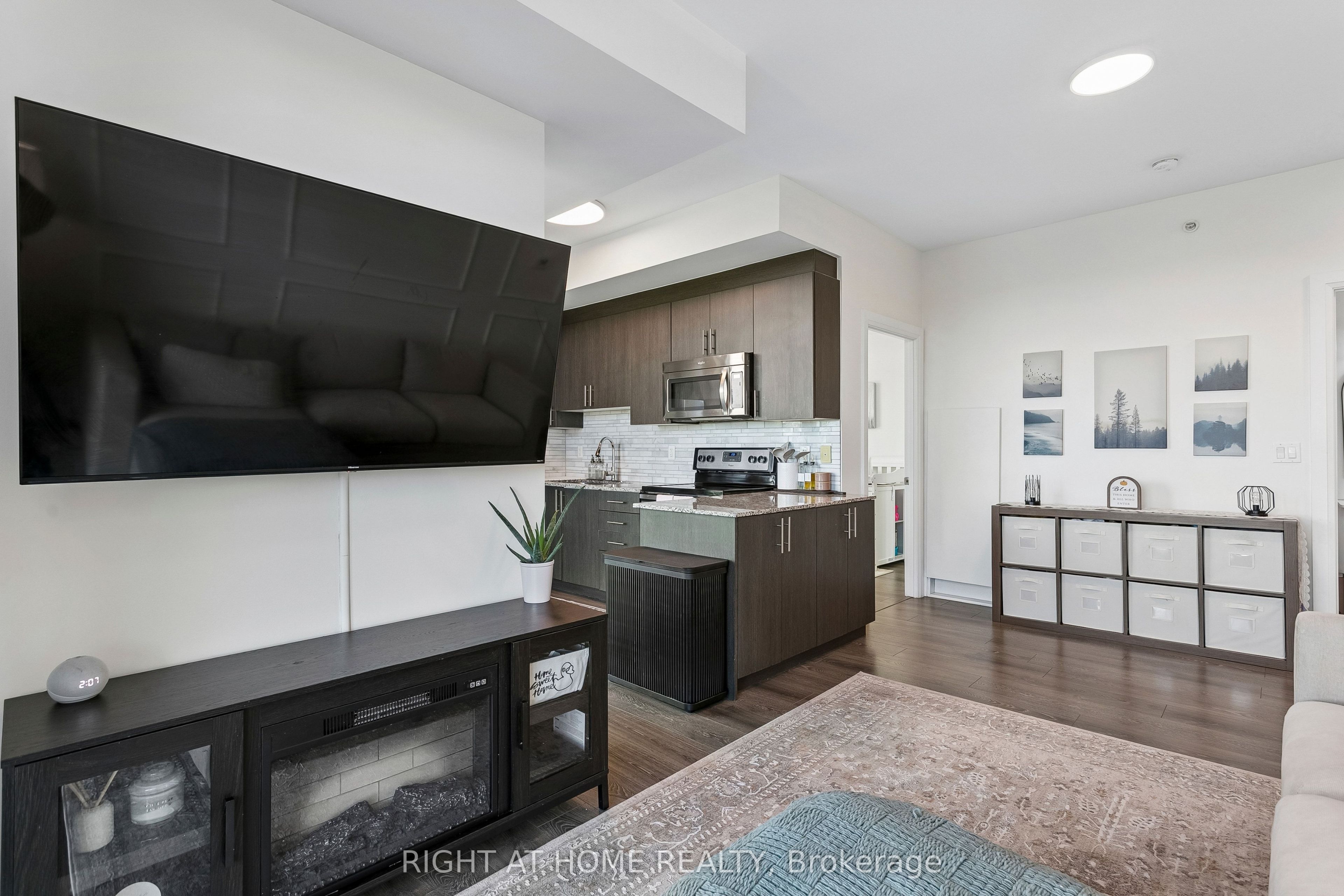 45 Yorkland Boulevard 206 Property Photo 11