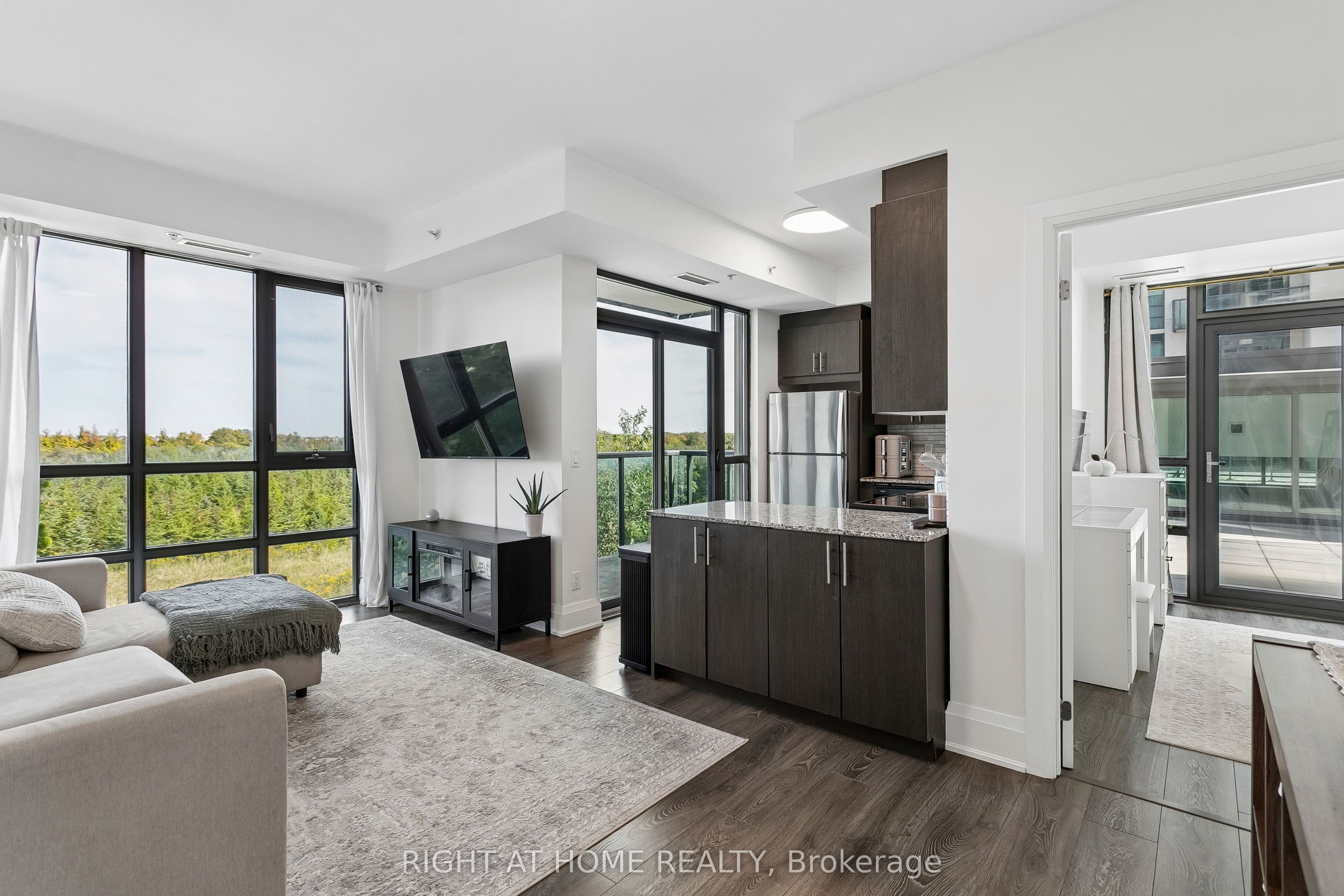 45 Yorkland Boulevard 206 Property Photo 12