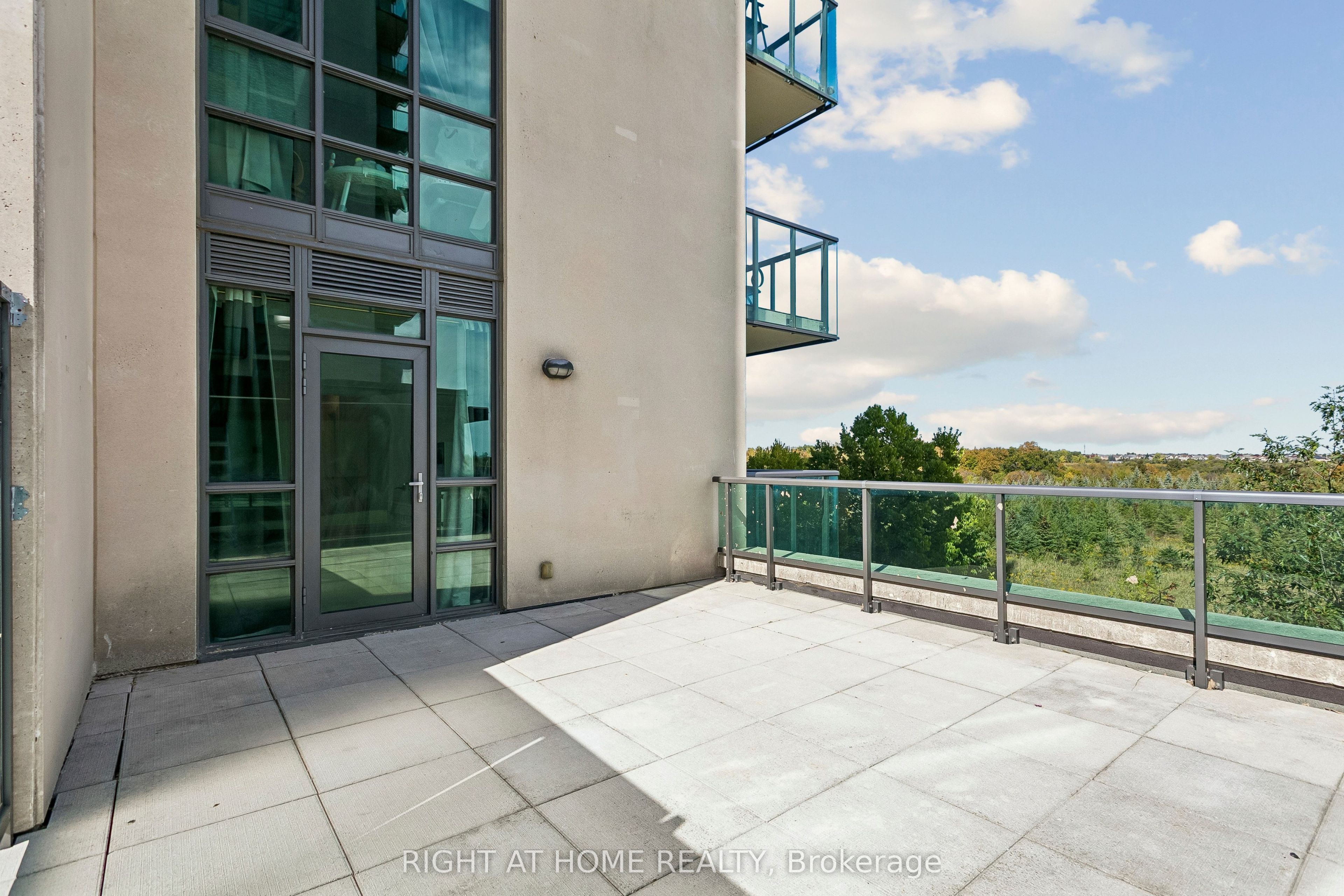 45 Yorkland Boulevard 206 Property Photo 34