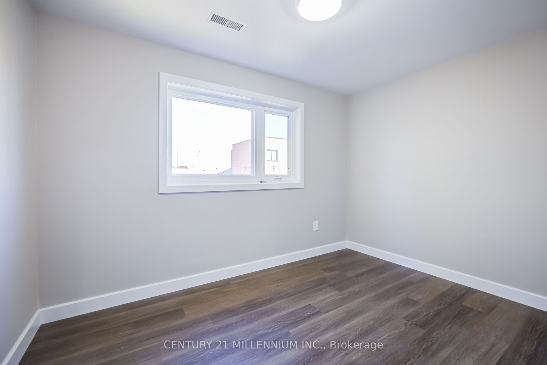58 Isabella Street A Property Photo 10