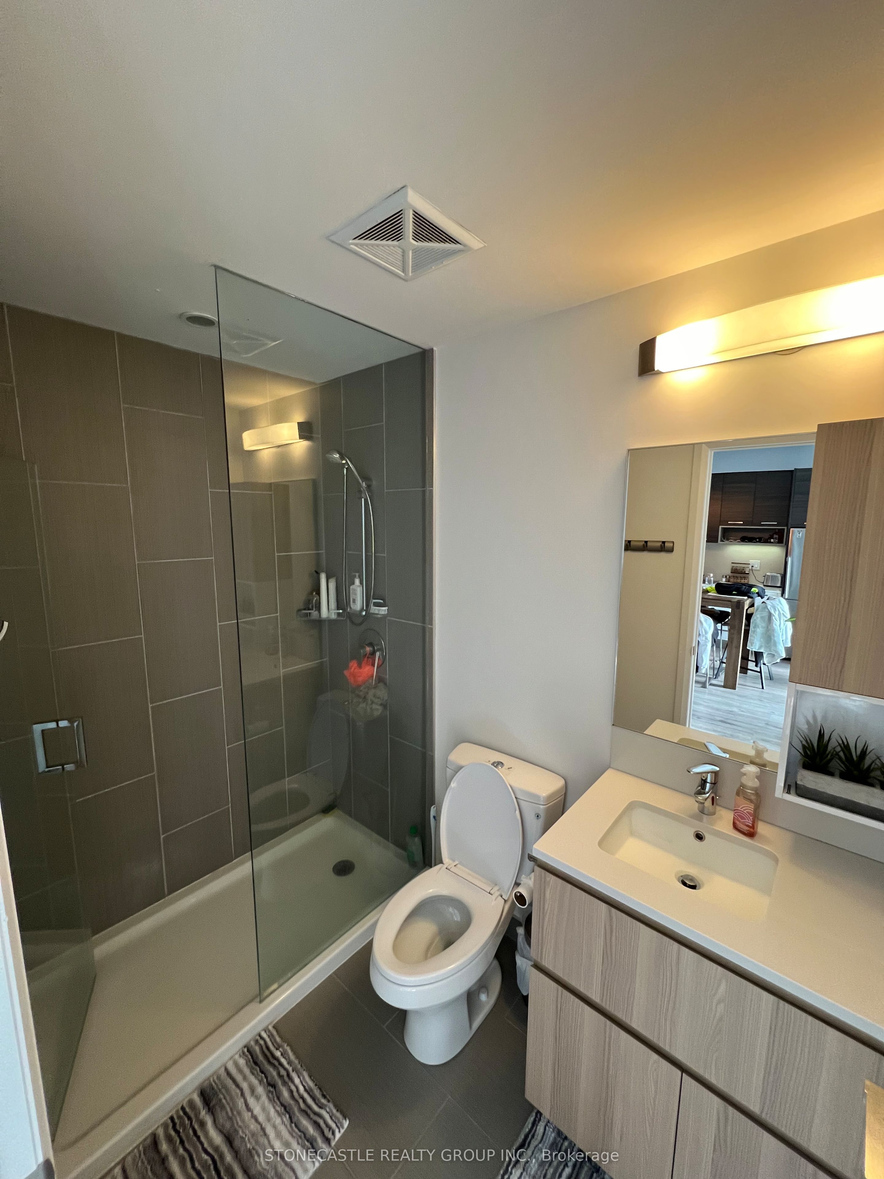 36 Park Lawn Road 2401 Property Photo 8
