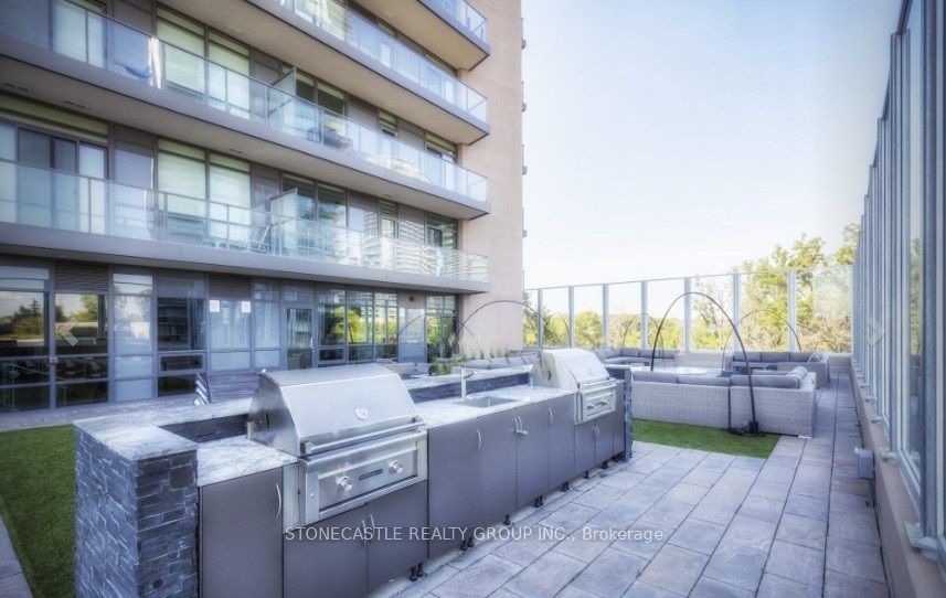 36 Park Lawn Road 2401 Property Photo 12