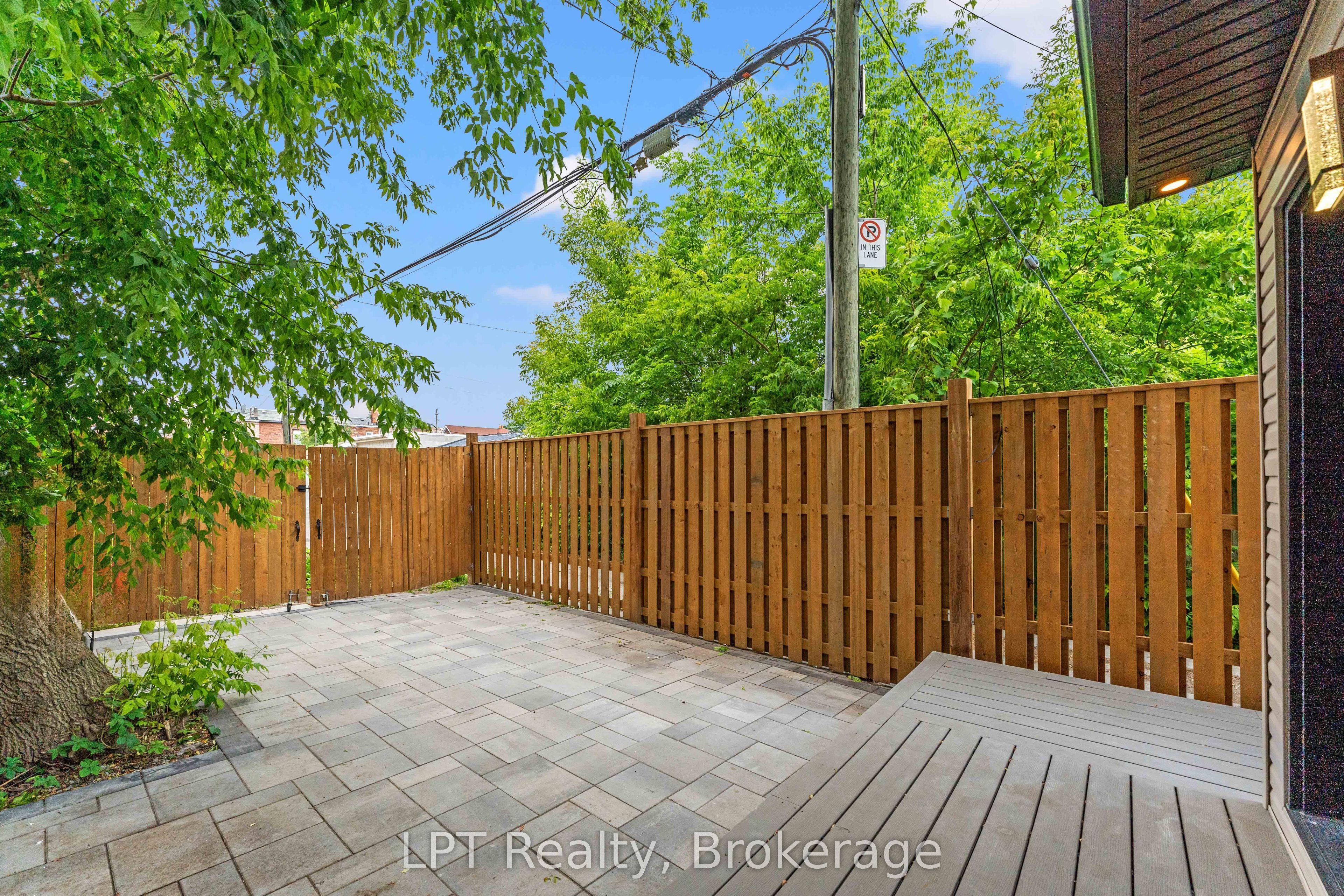 204 Franklin Avenue Property Photo 24