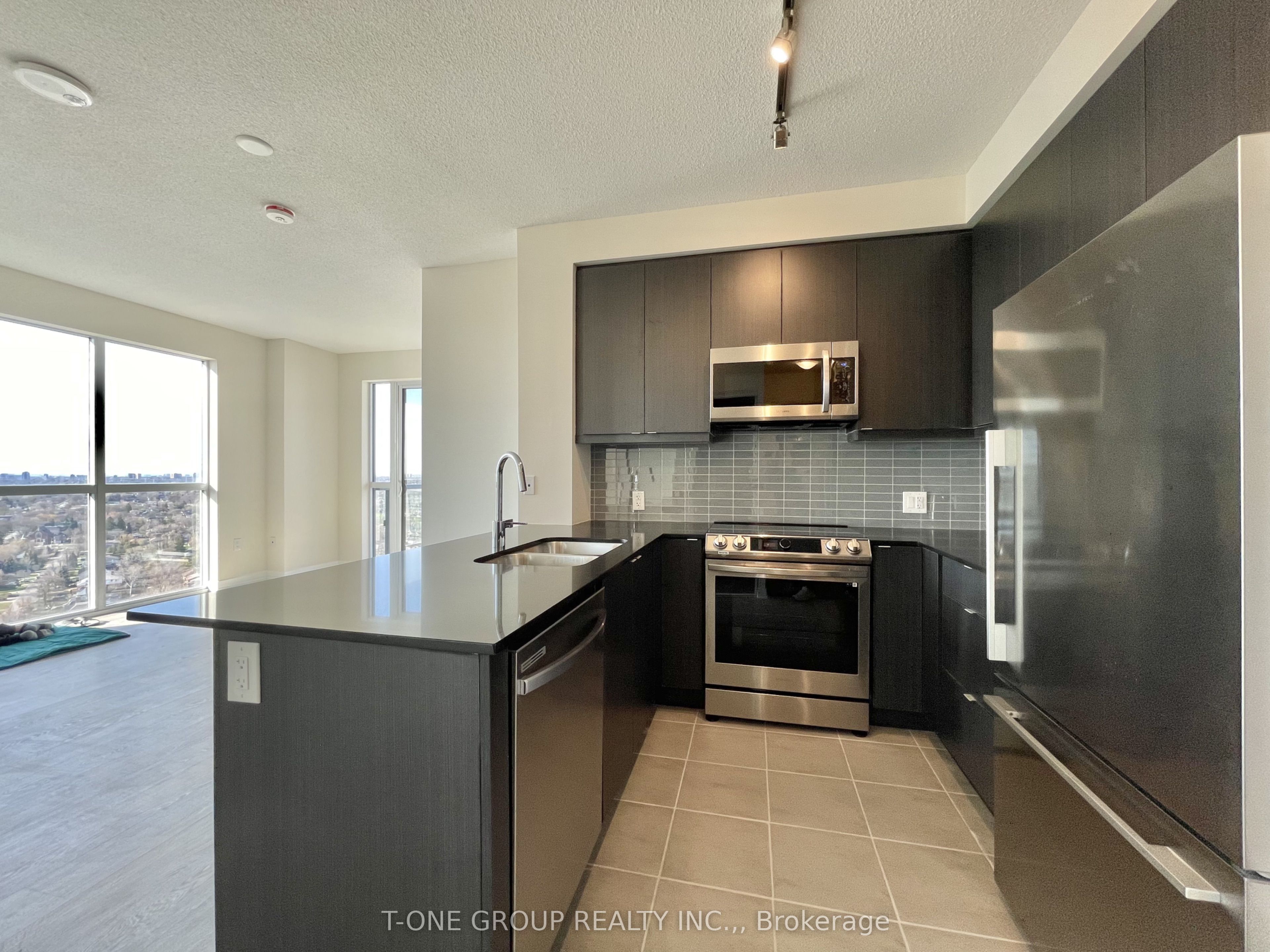 50 Thomas Reily Road 2309 Property Photo 3