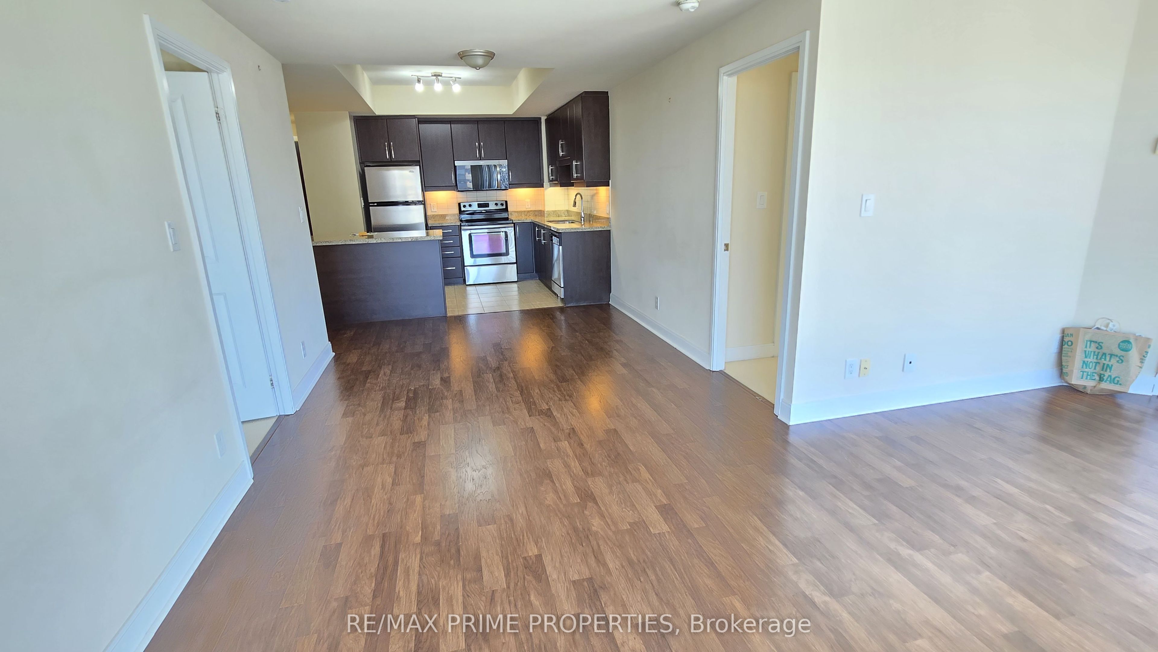 50 Absolute Avenue 1106 Property Photo 6