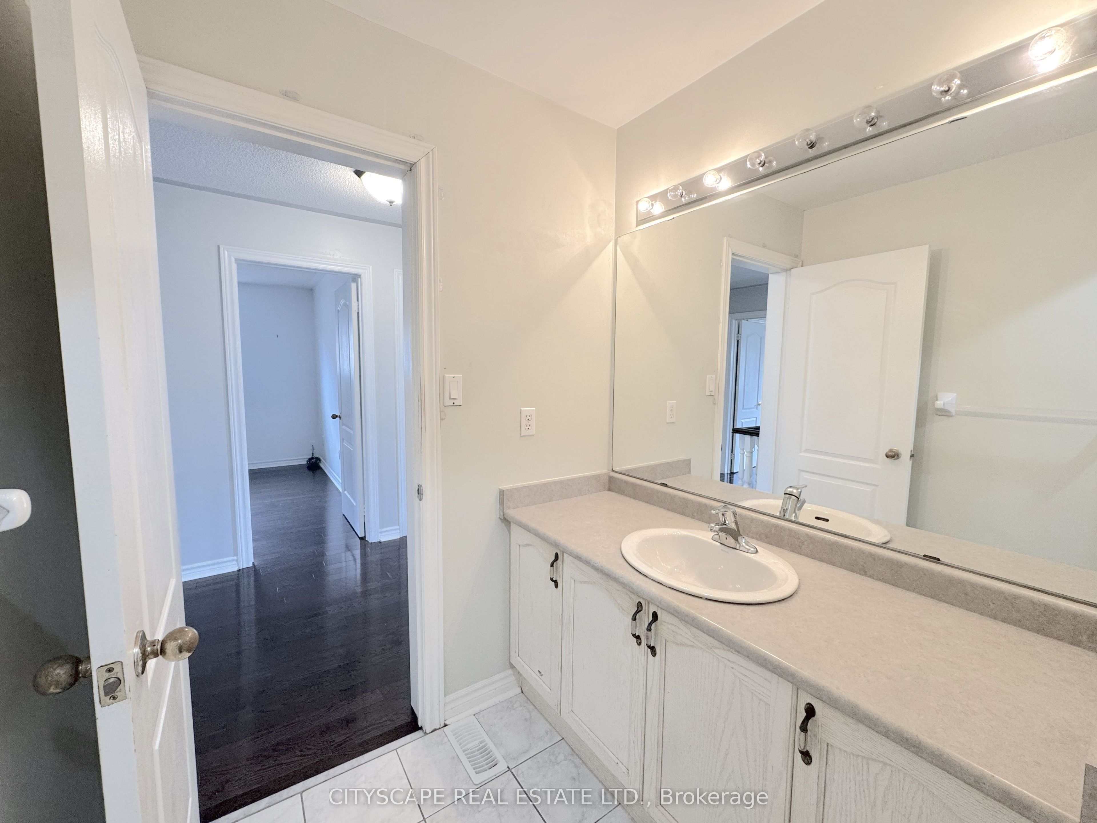 4 Savita Road Property Photo 38