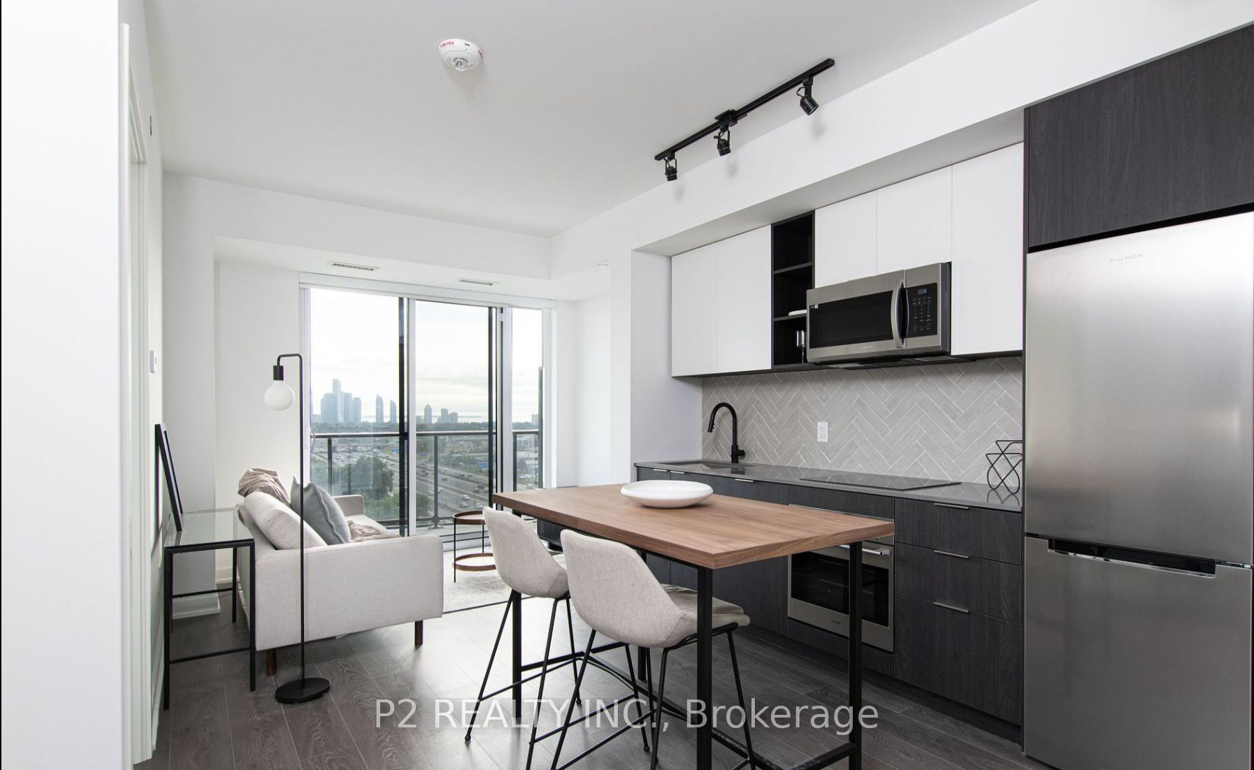 36 Zorra Street 528 Property Photo 14