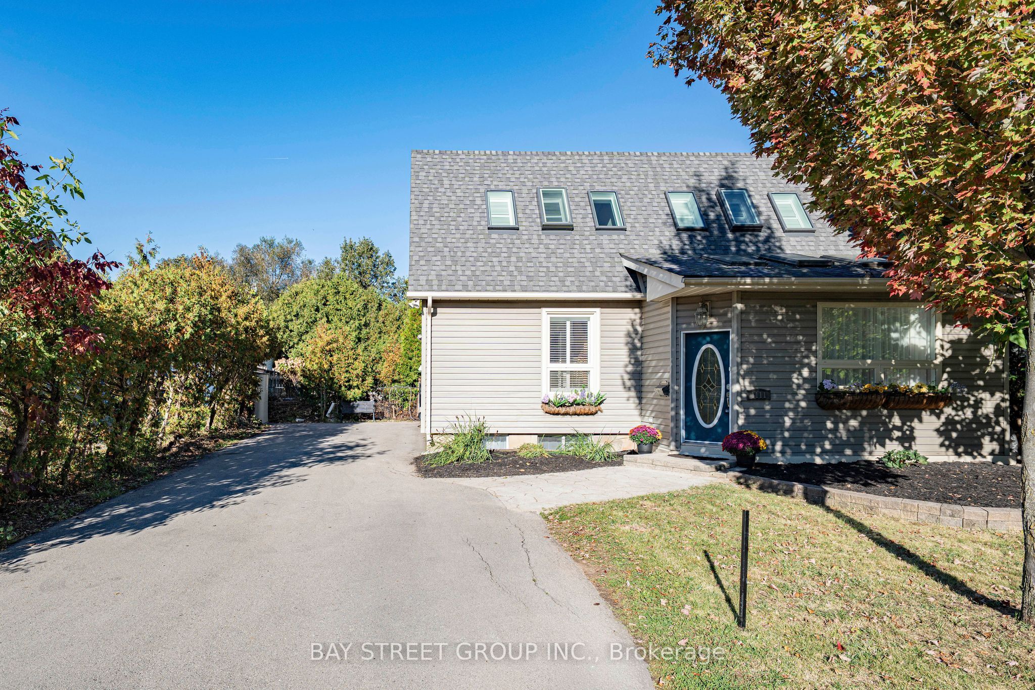 1111 Kent Avenue Property Photo 2
