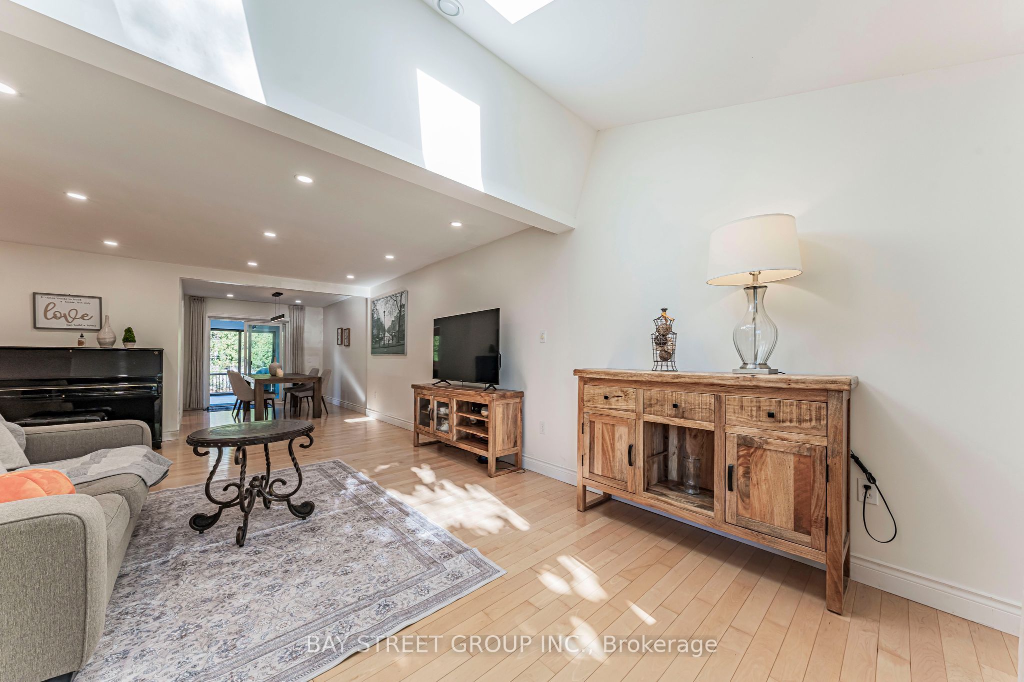 1111 Kent Avenue Property Photo 3