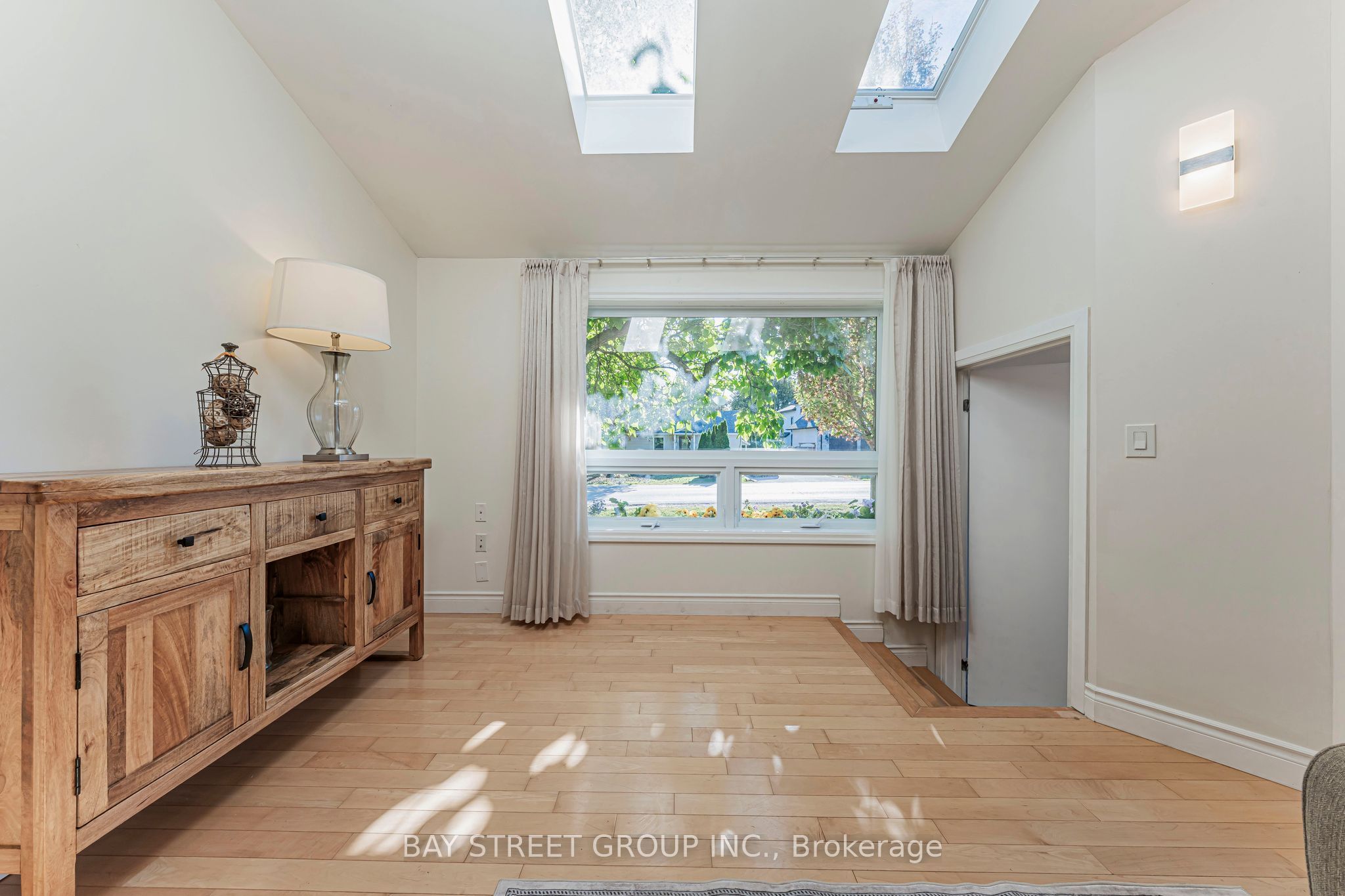 1111 Kent Avenue Property Photo 4