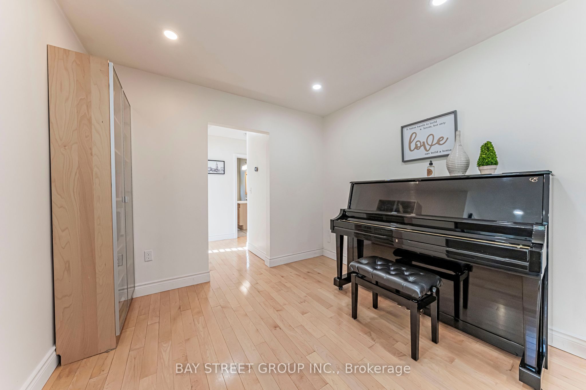 1111 Kent Avenue Property Photo 6