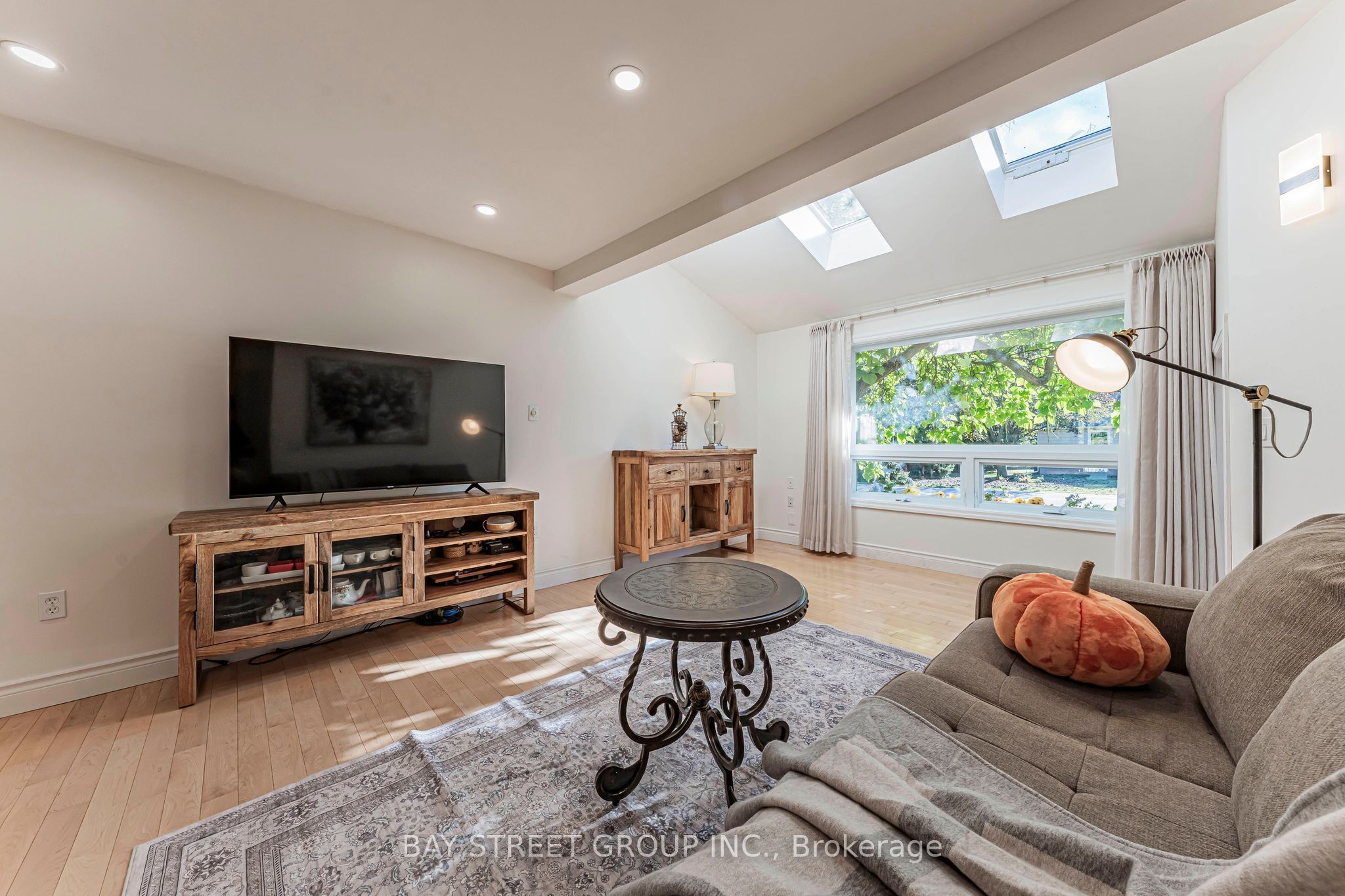 1111 Kent Avenue Property Photo 7