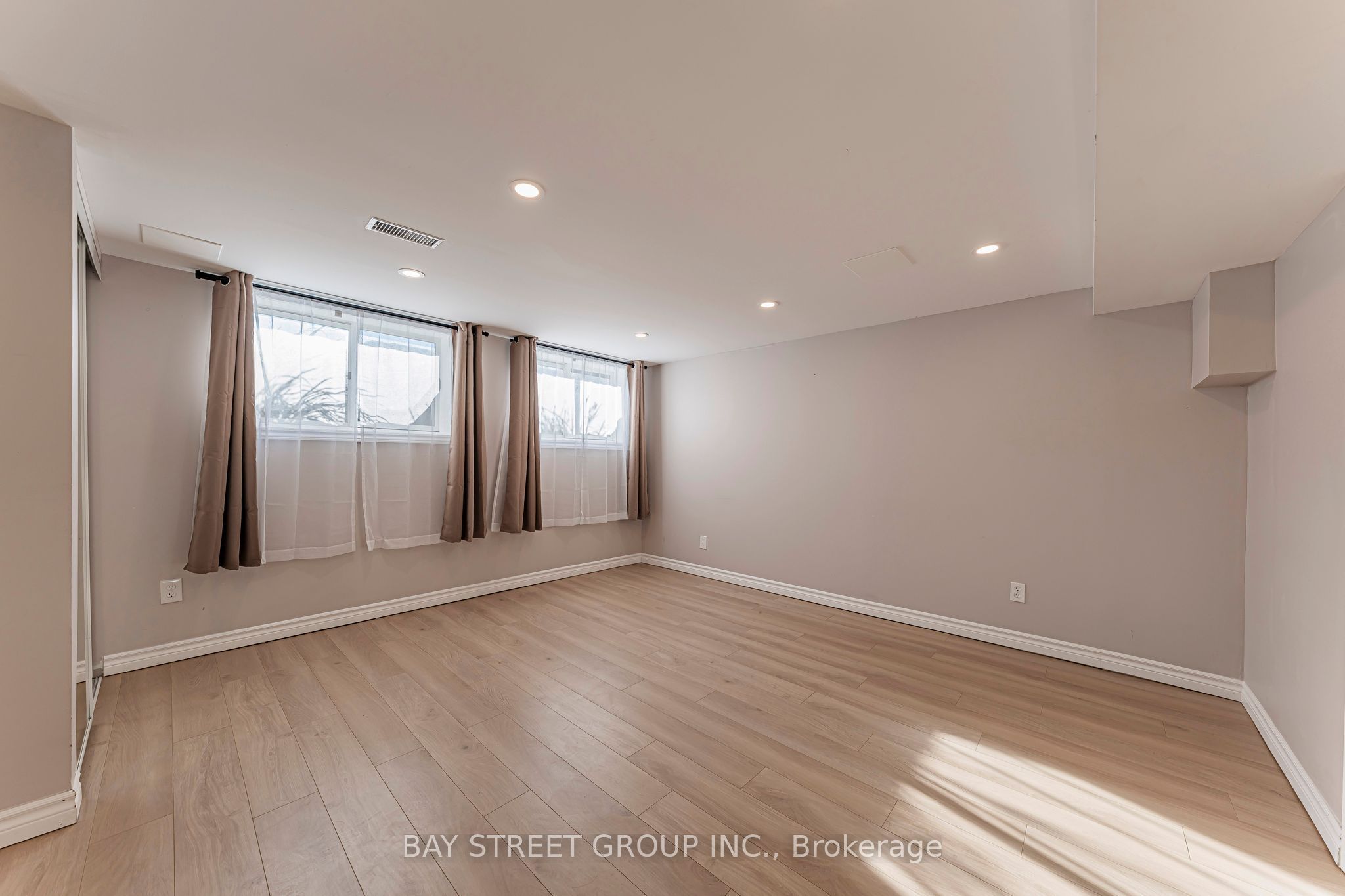1111 Kent Avenue Property Photo 31