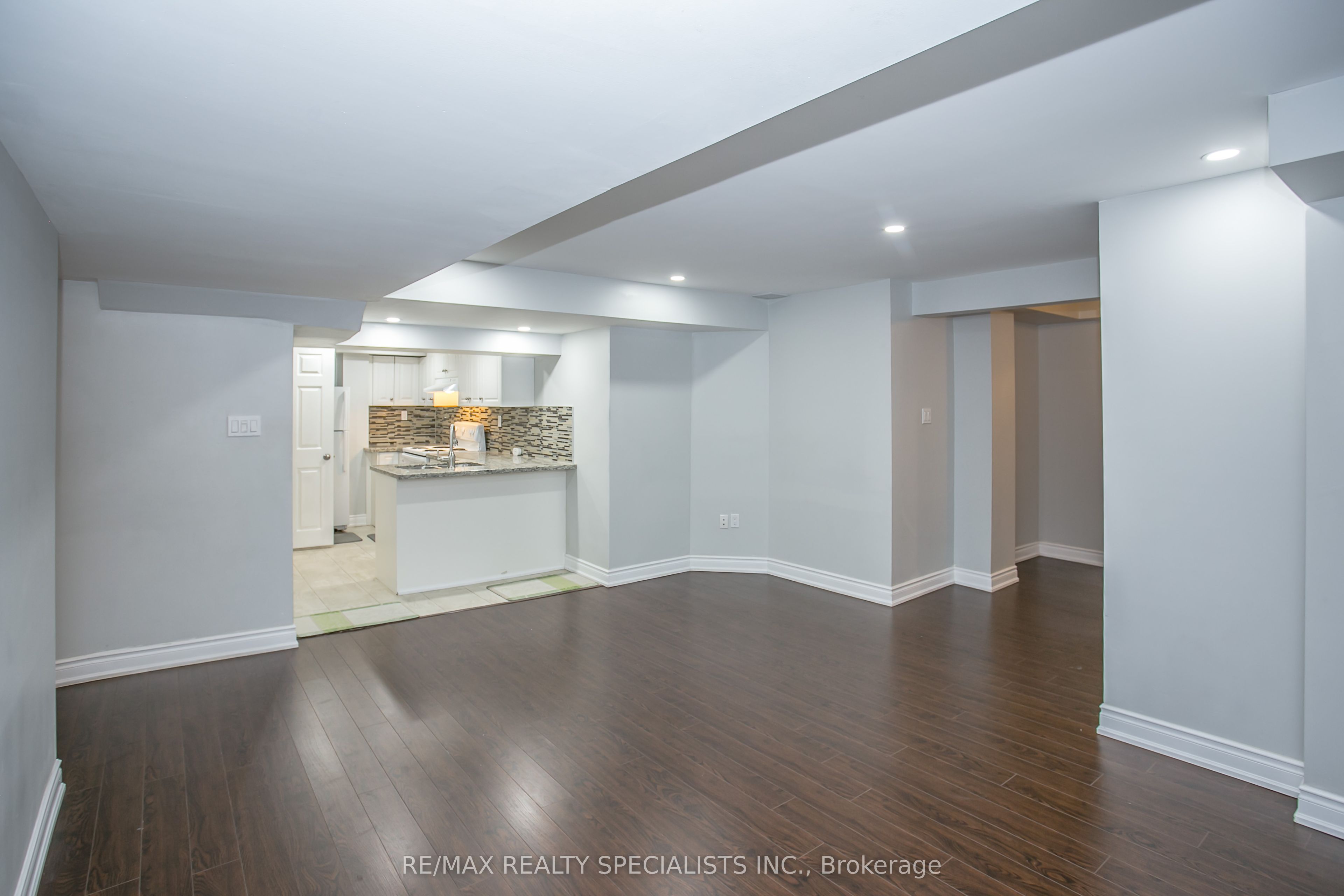 88 Robert Parkinson Drive Property Photo 10