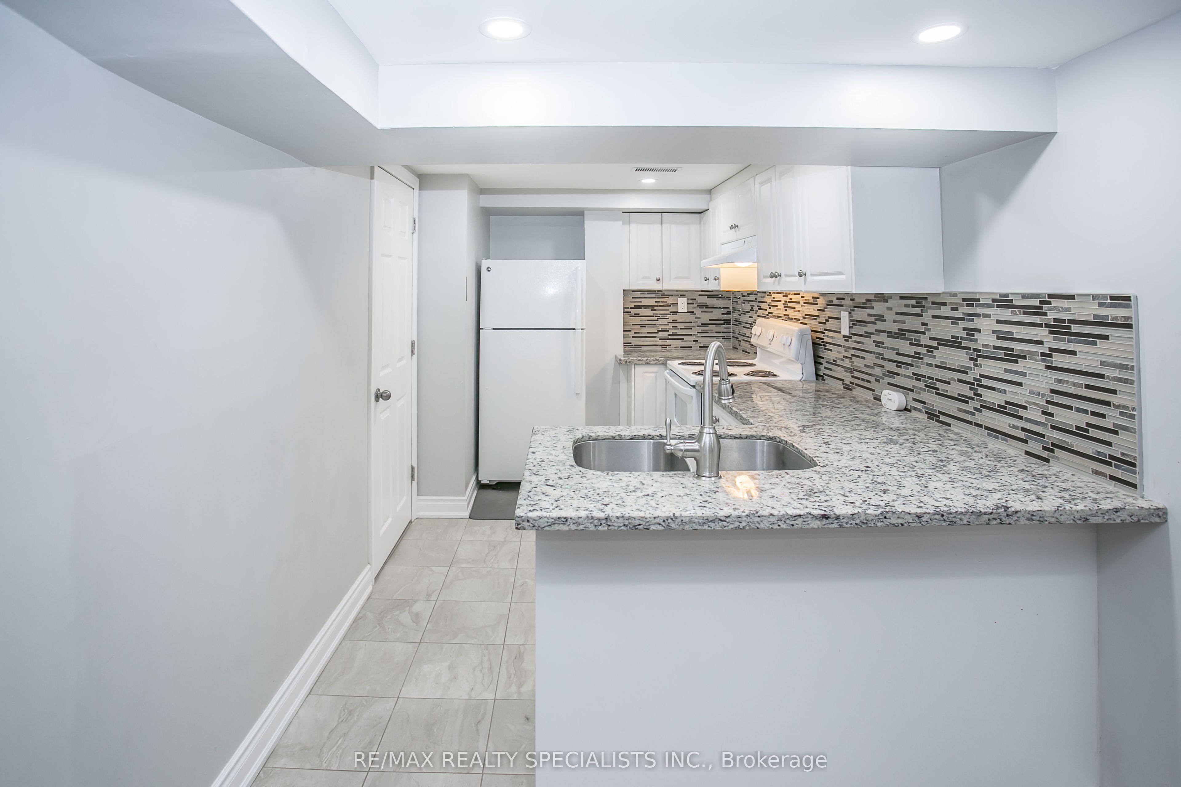 88 Robert Parkinson Drive Property Photo 13