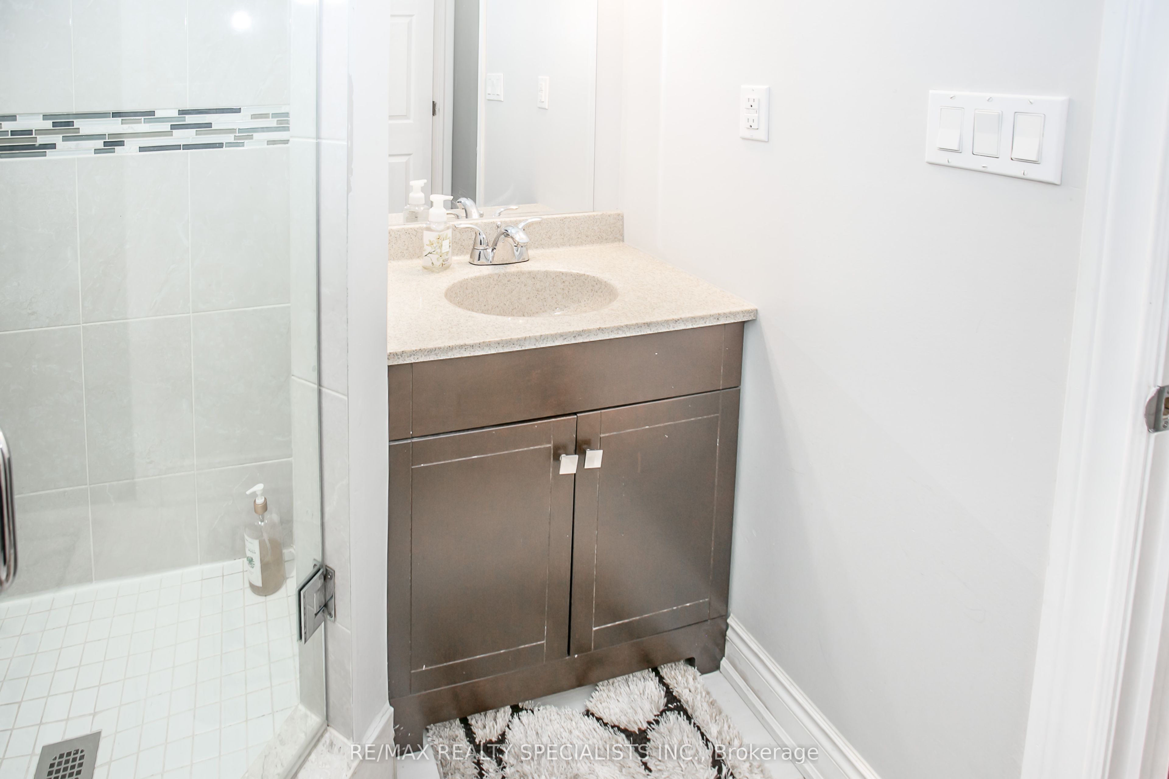 88 Robert Parkinson Drive Property Photo 27