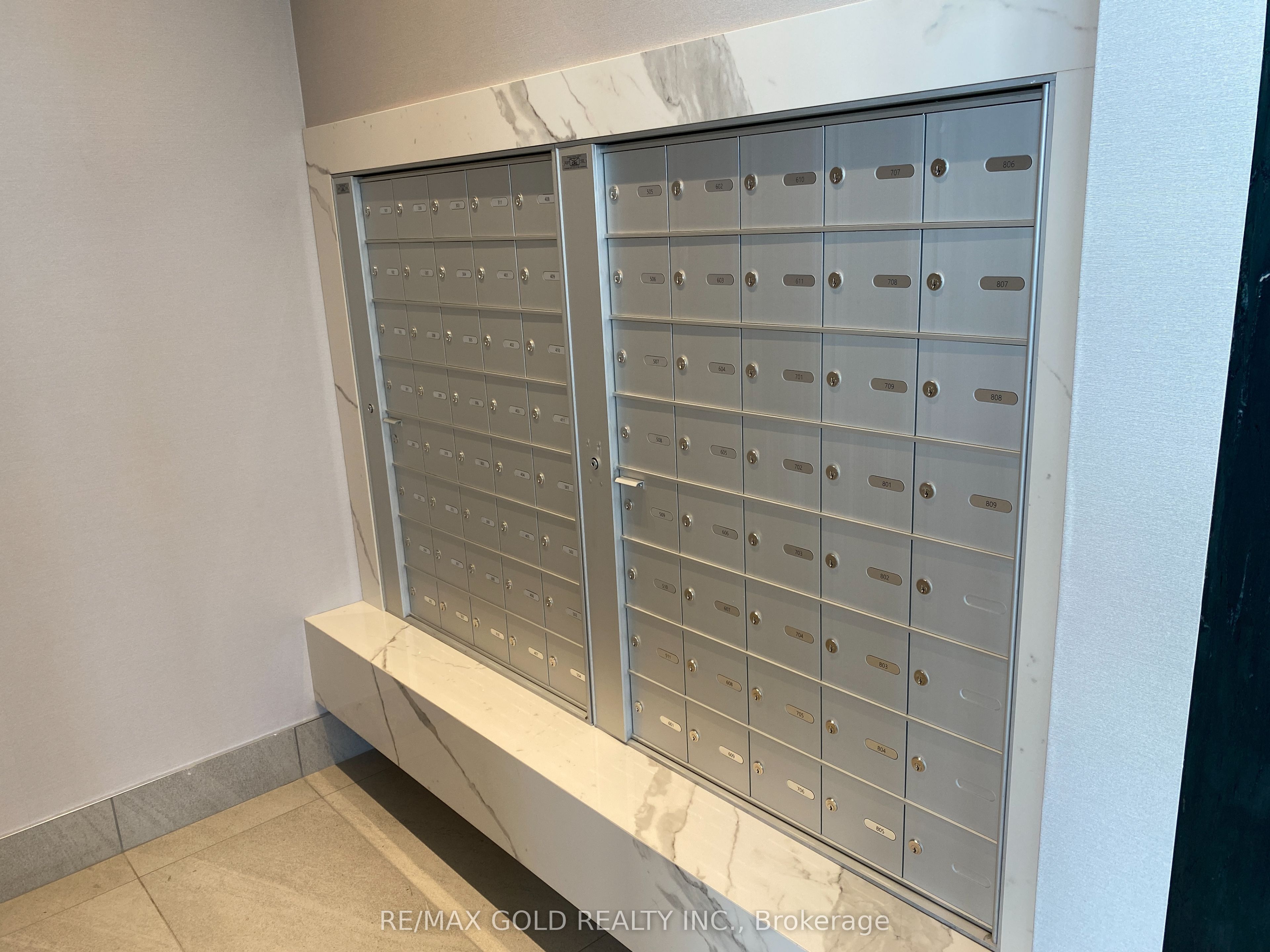 180 Veterans Drive 208 Property Photo 17