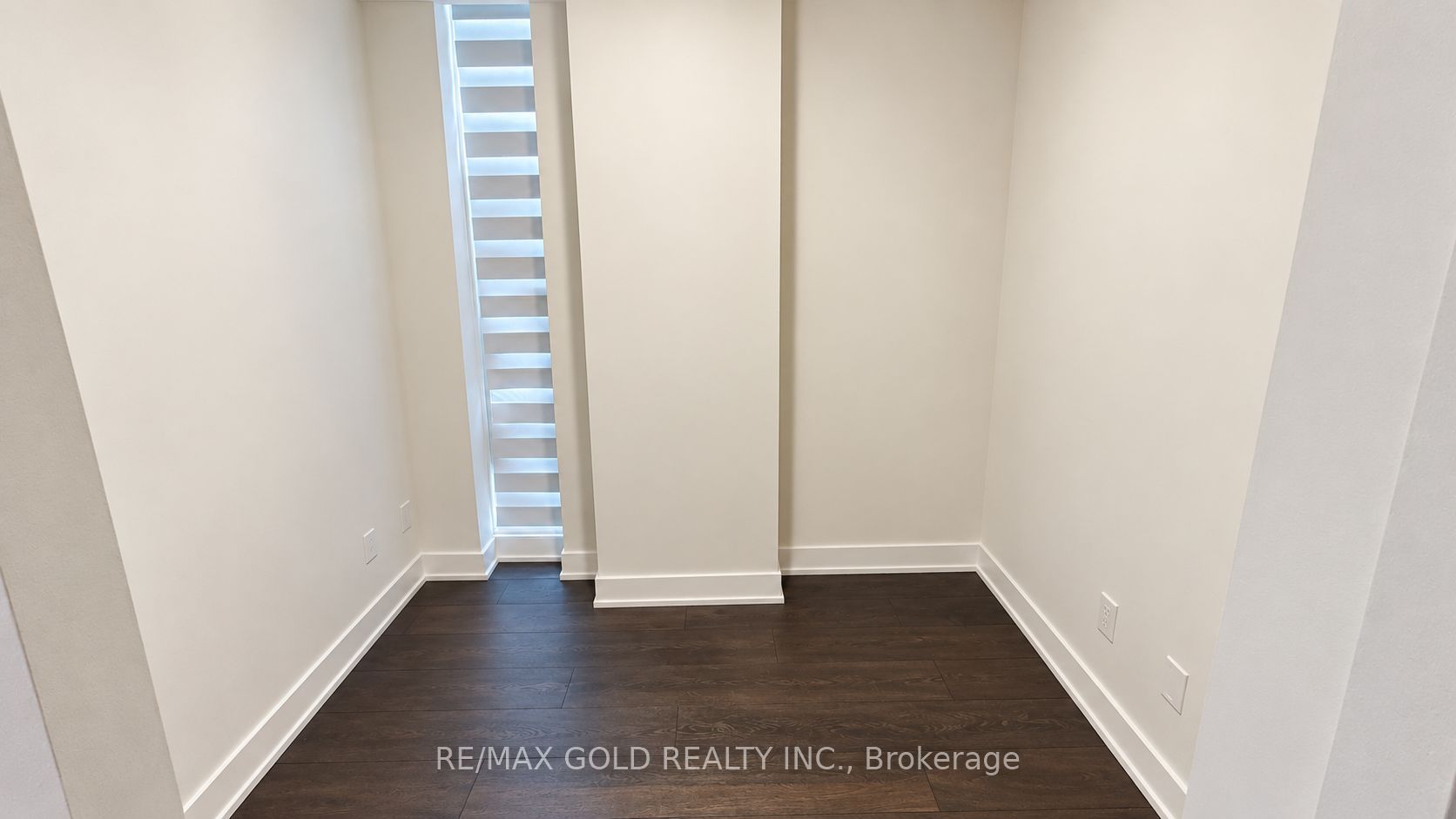 180 Veterans Drive 208 Property Photo 27