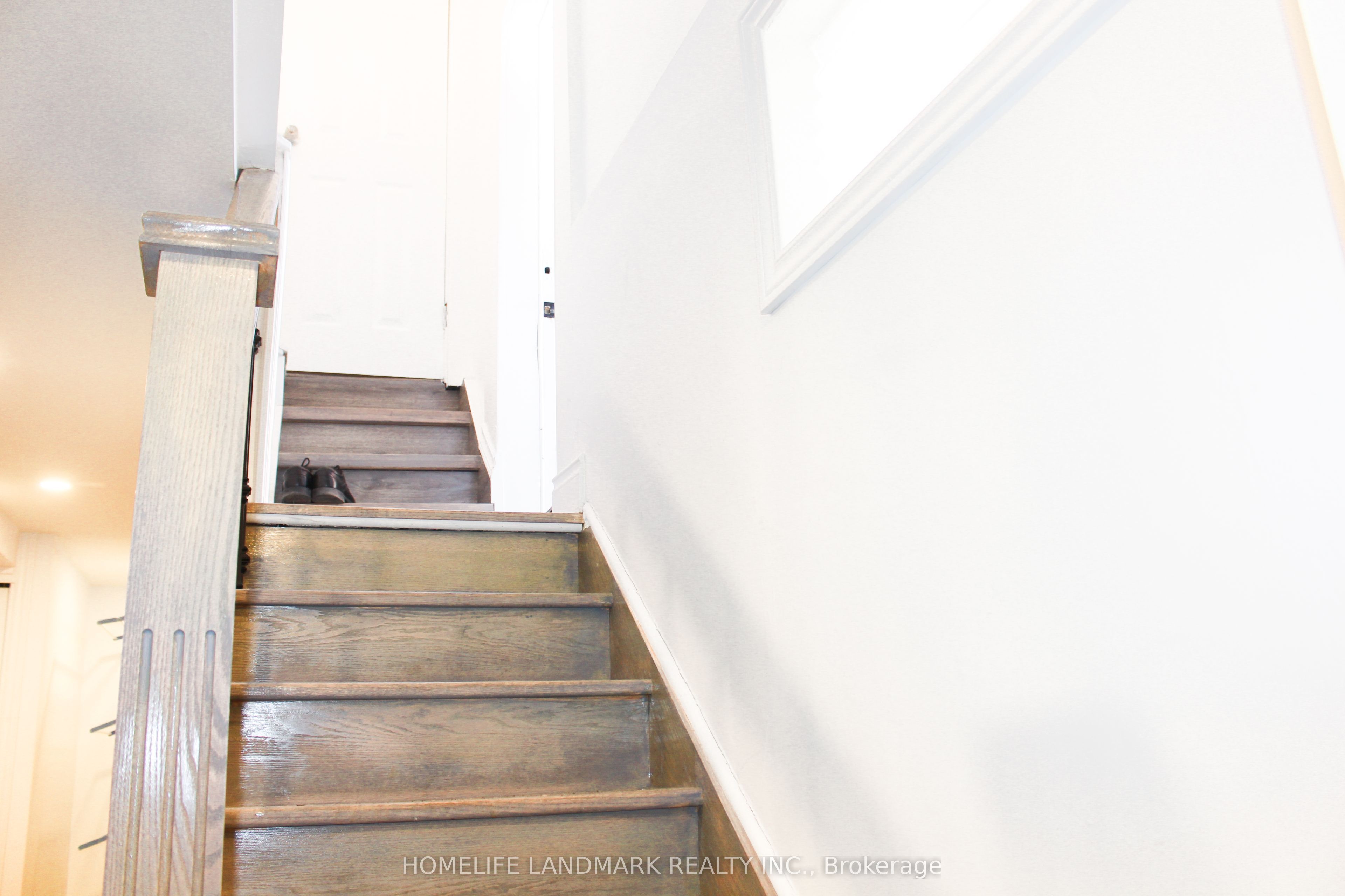 38 Glenvalley Drive Property Photo 3