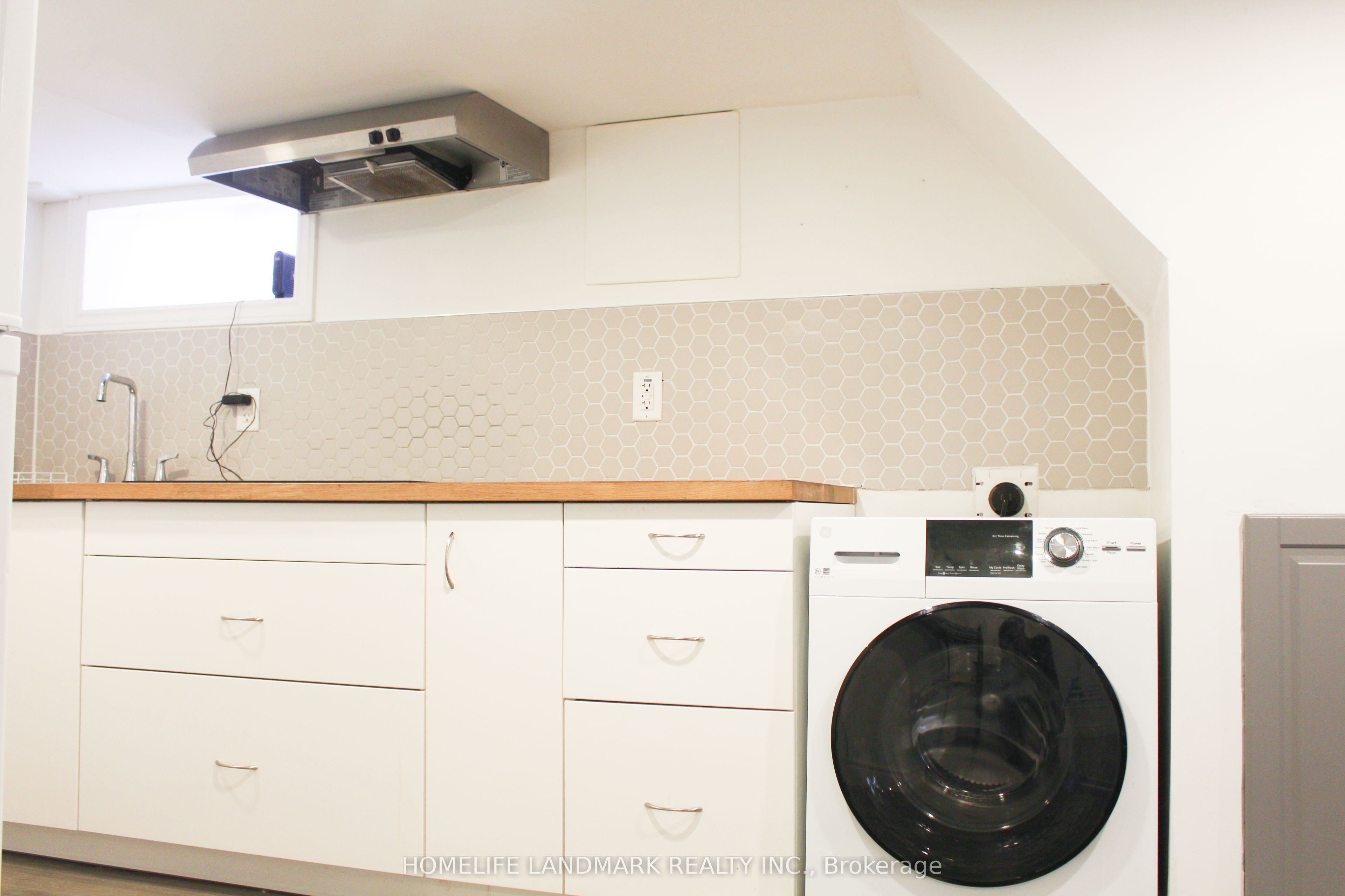 38 Glenvalley Drive Property Photo 6