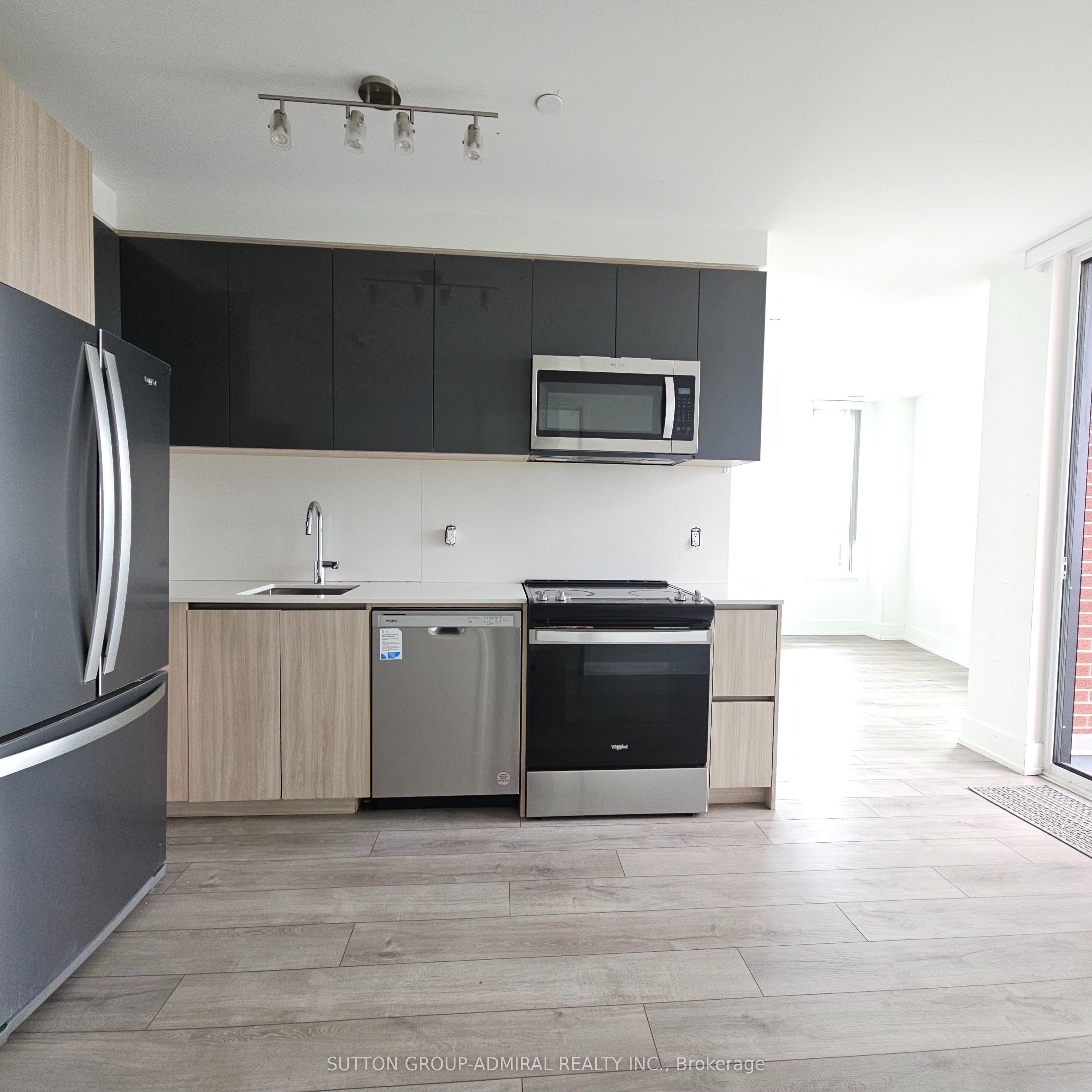 3100 Keele Street 816 Property Photo 4
