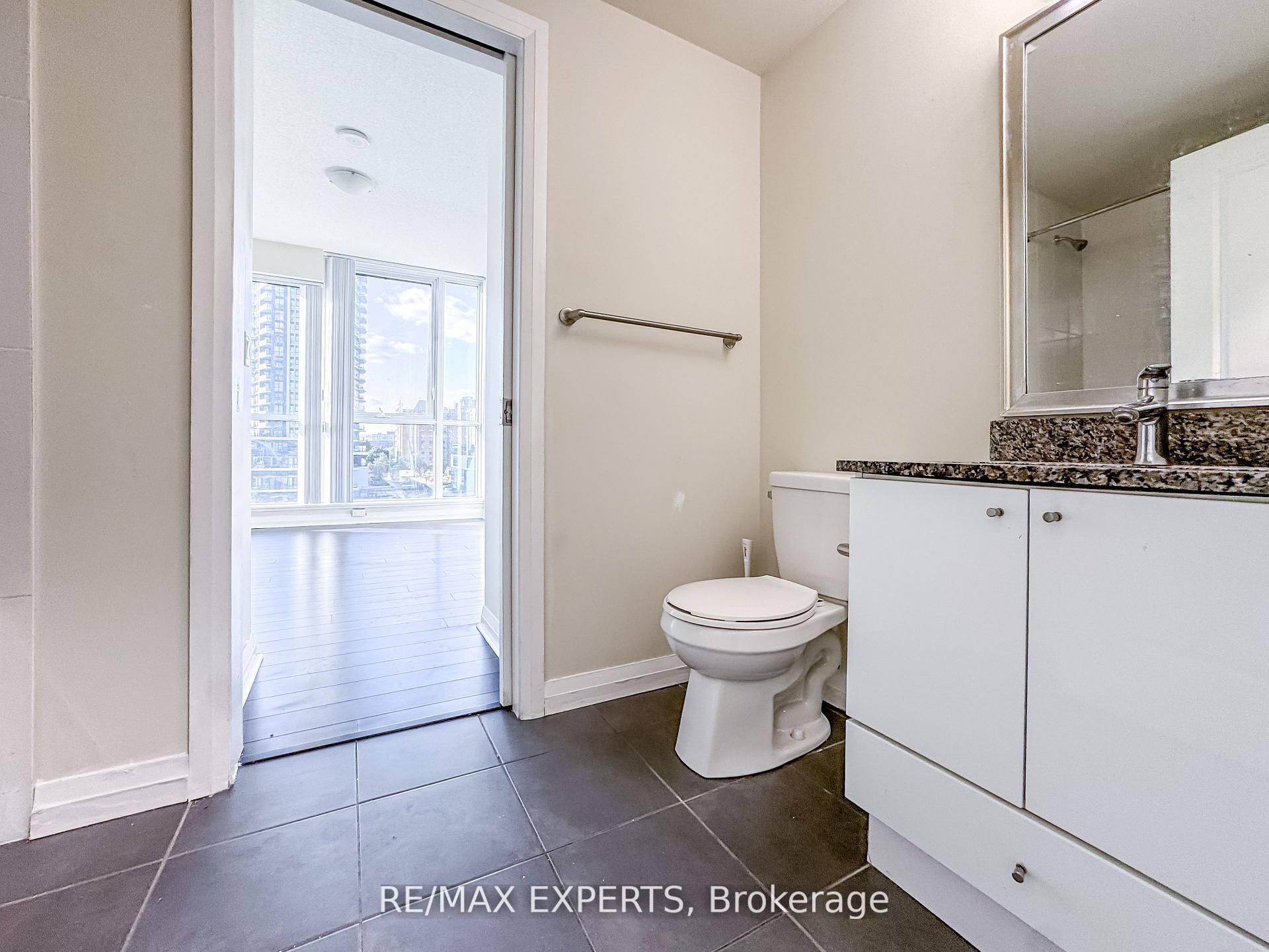 55 Eglinton Avenue W 504 Property Photo 17