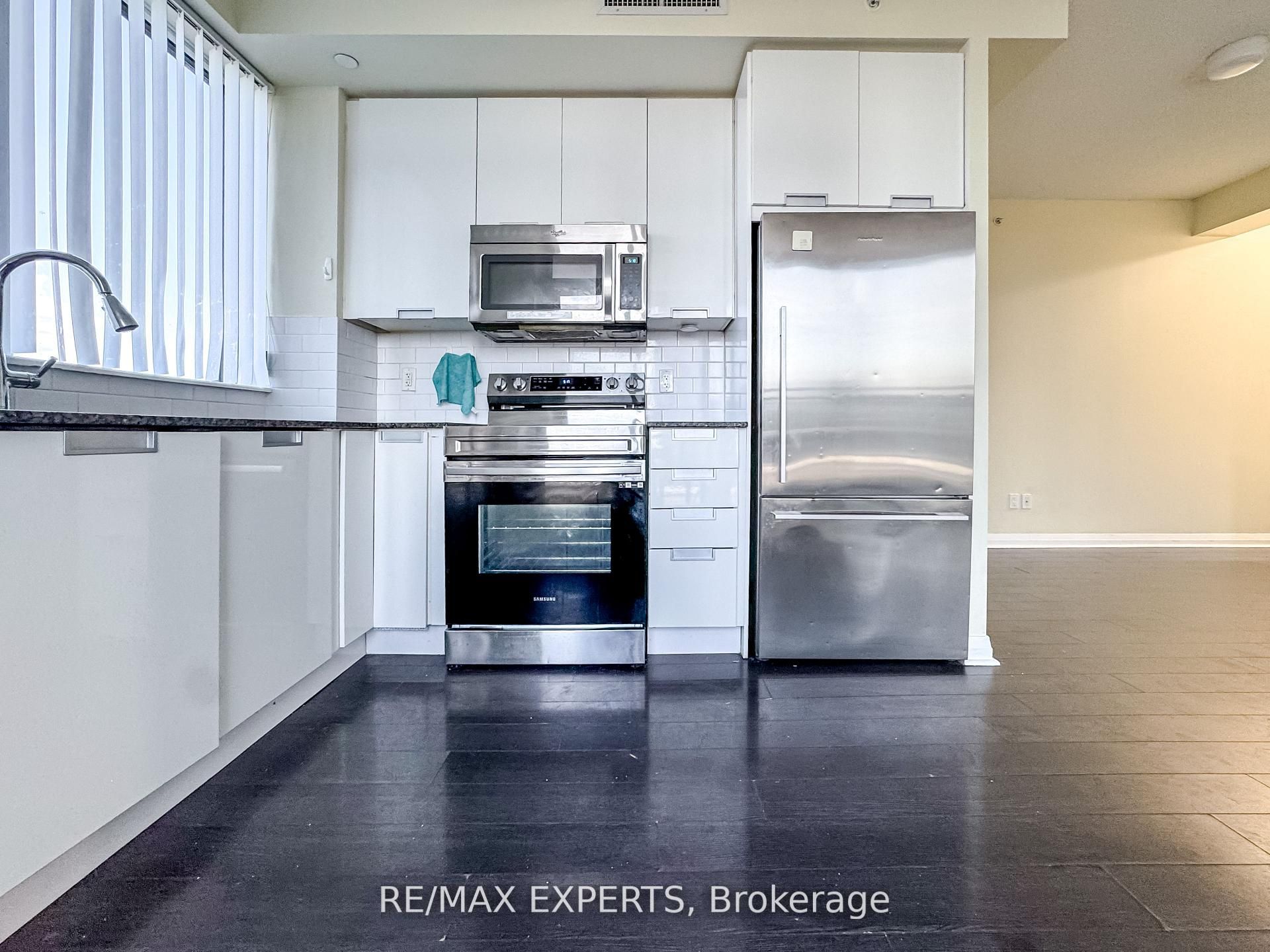 55 Eglinton Avenue W 504 Property Photo 23