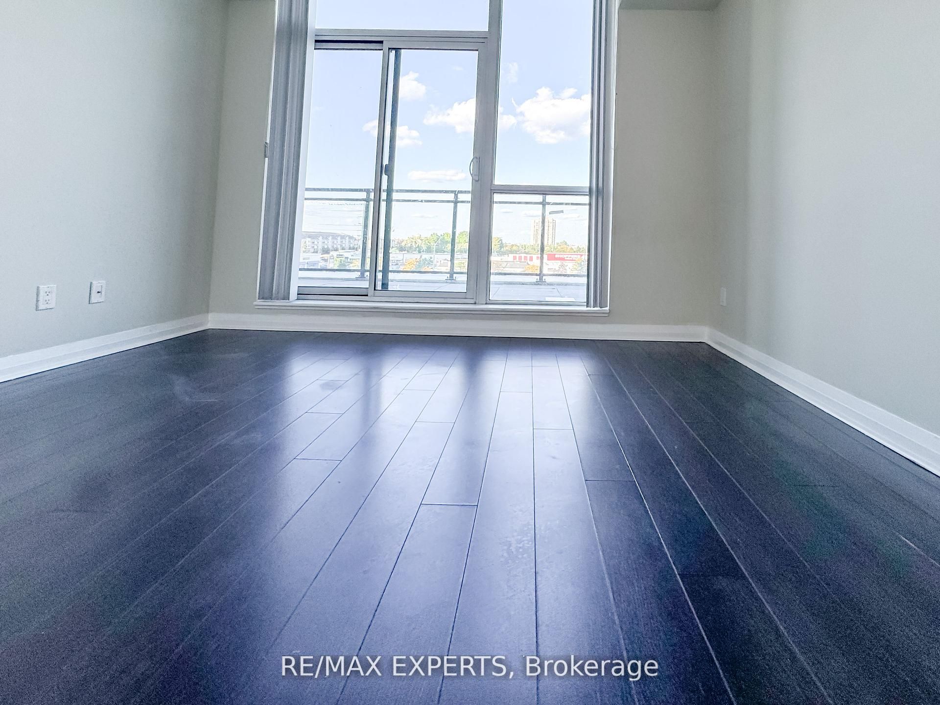 55 Eglinton Avenue W 504 Property Photo 27