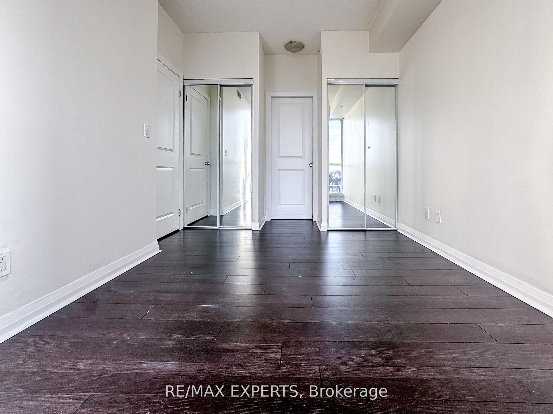 55 Eglinton Avenue W 504 Property Photo 30
