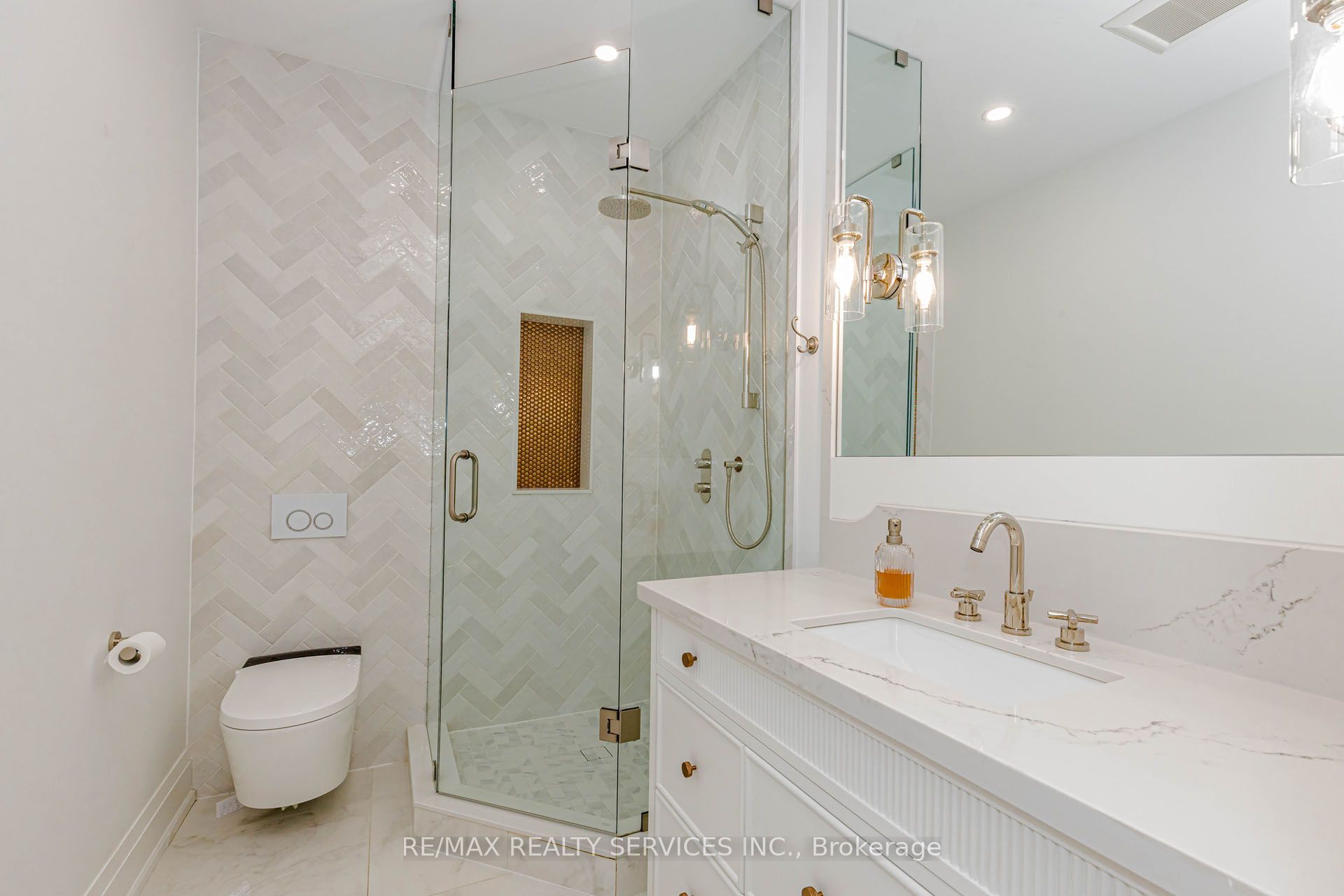 94 Vista Boulevard Property Photo 29