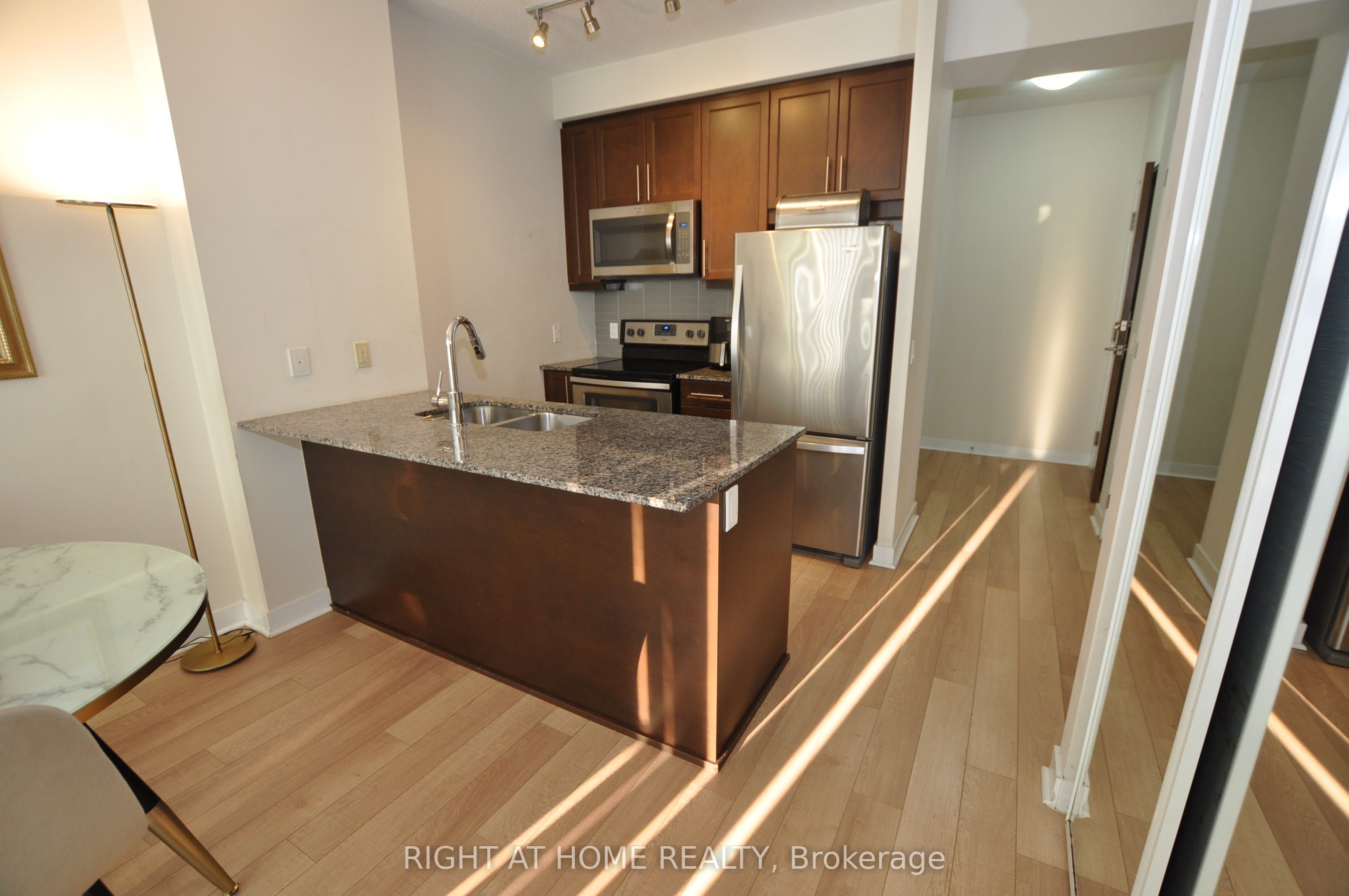3975 Grand Park Drive 1705 Property Photo 3