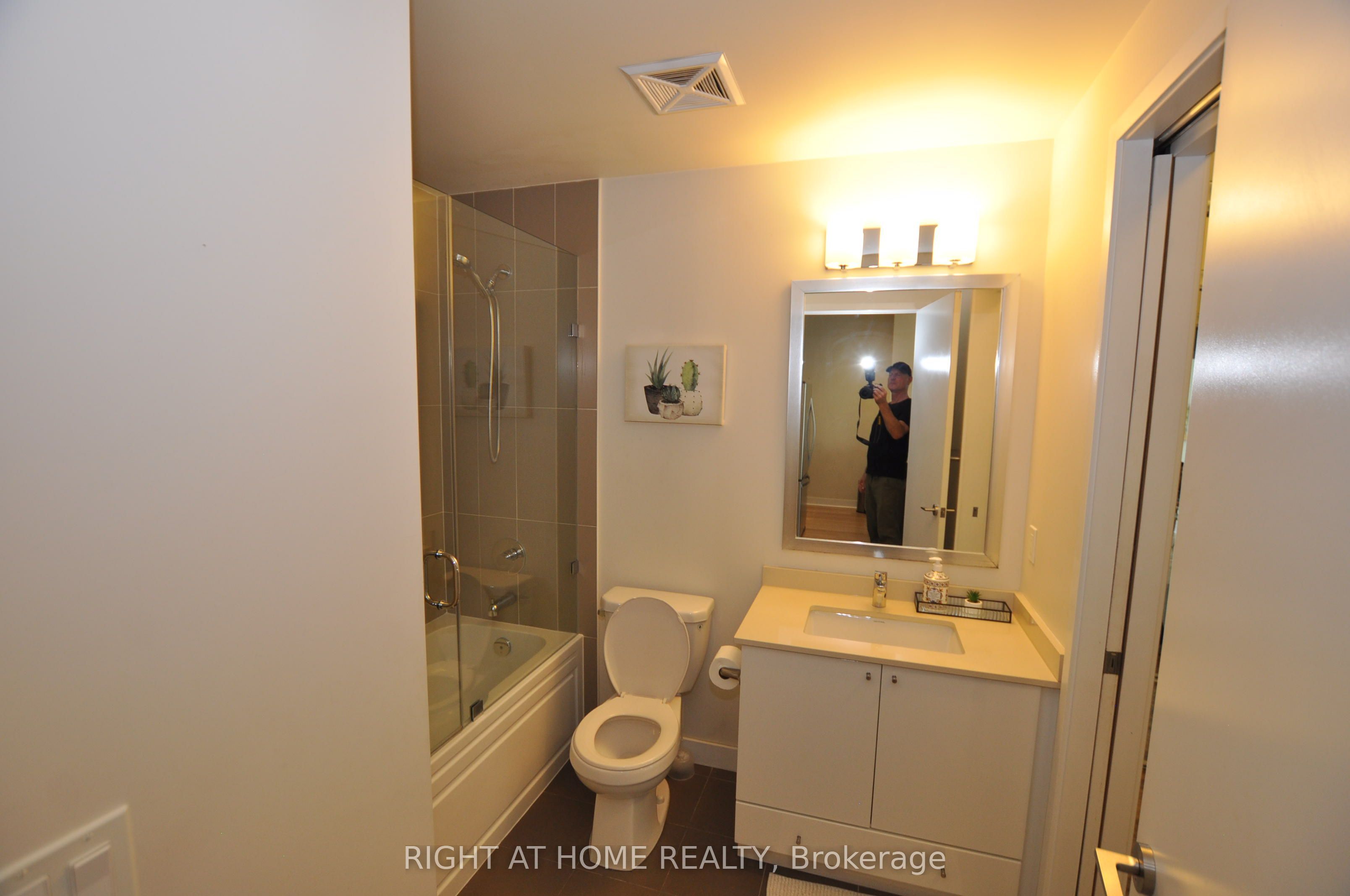 3975 Grand Park Drive 1705 Property Photo 8