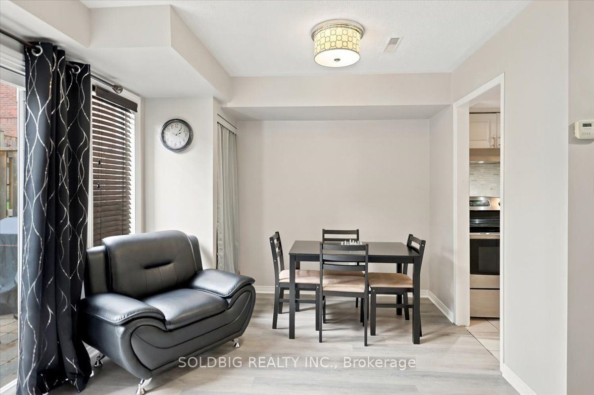 78 Stewart Maclaren Road 78 Property Photo 5