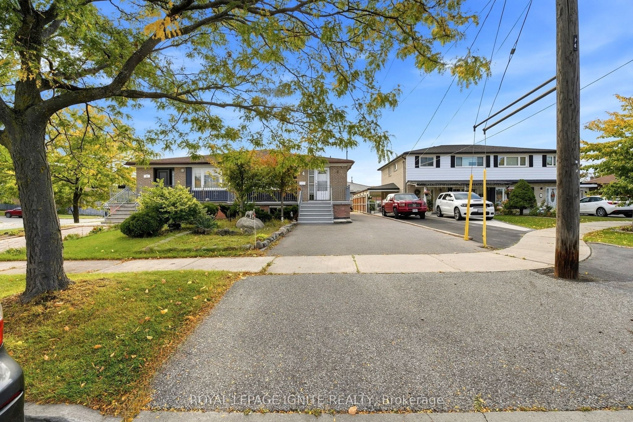 4 Buttercup Court Property Photo 1