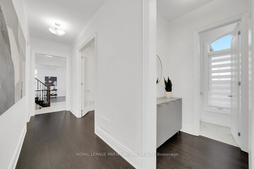 79 Amos Drive Property Photo 20