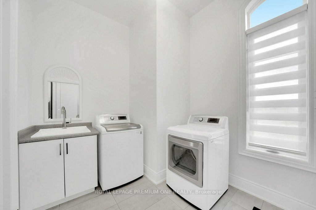 79 Amos Drive Property Photo 22