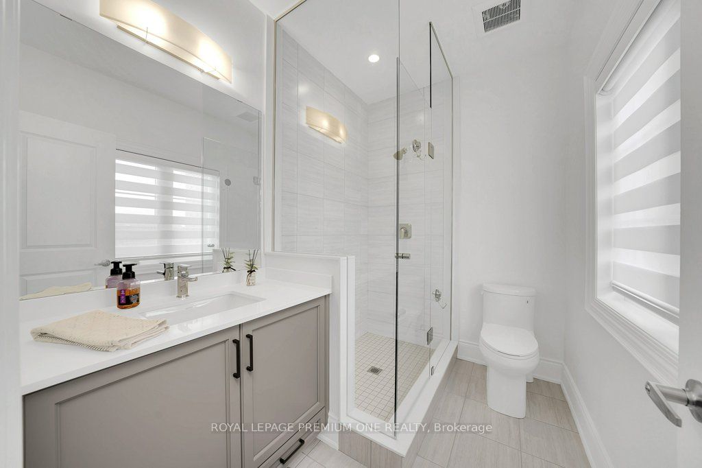 79 Amos Drive Property Photo 29