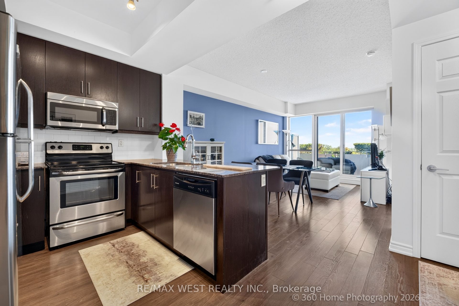 15 James Findlay Way 631 Property Photo 1