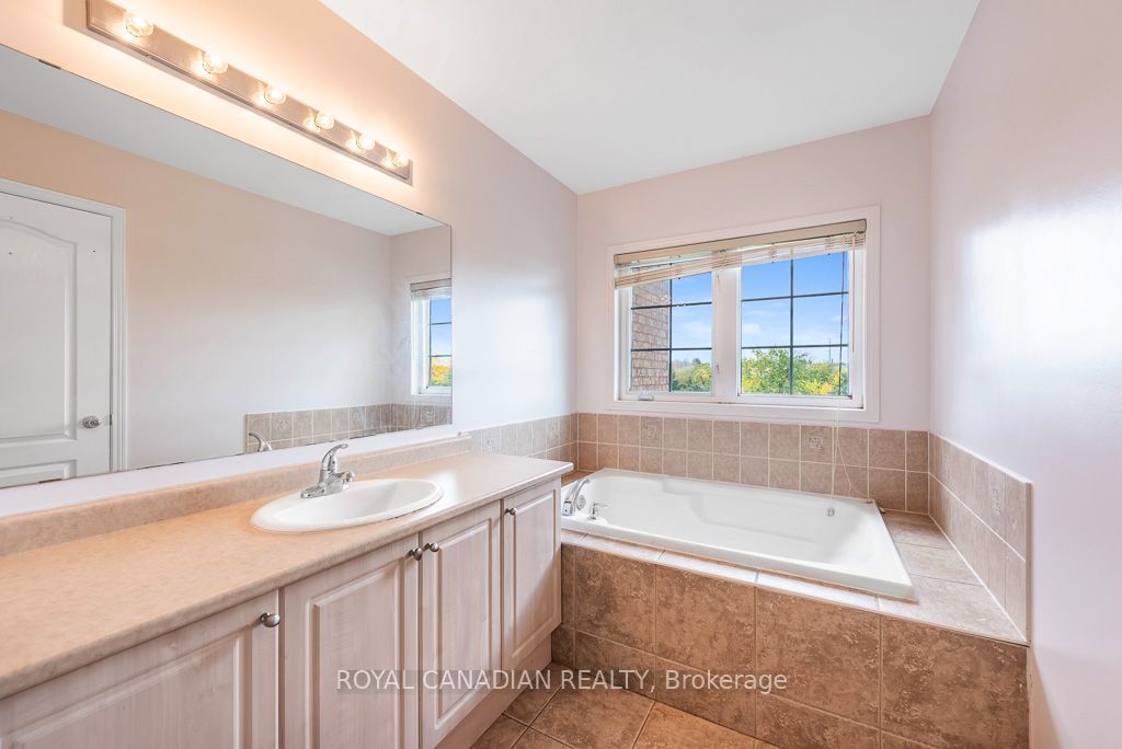22 Bay Breeze Drive Property Photo 33