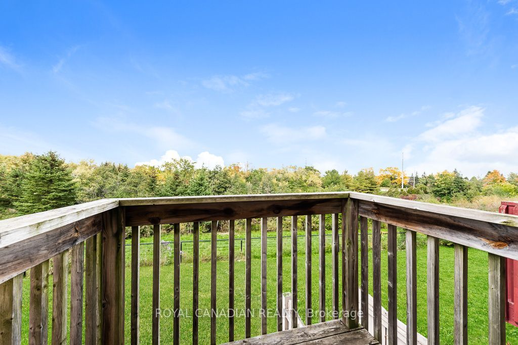 22 Bay Breeze Drive Property Photo 37