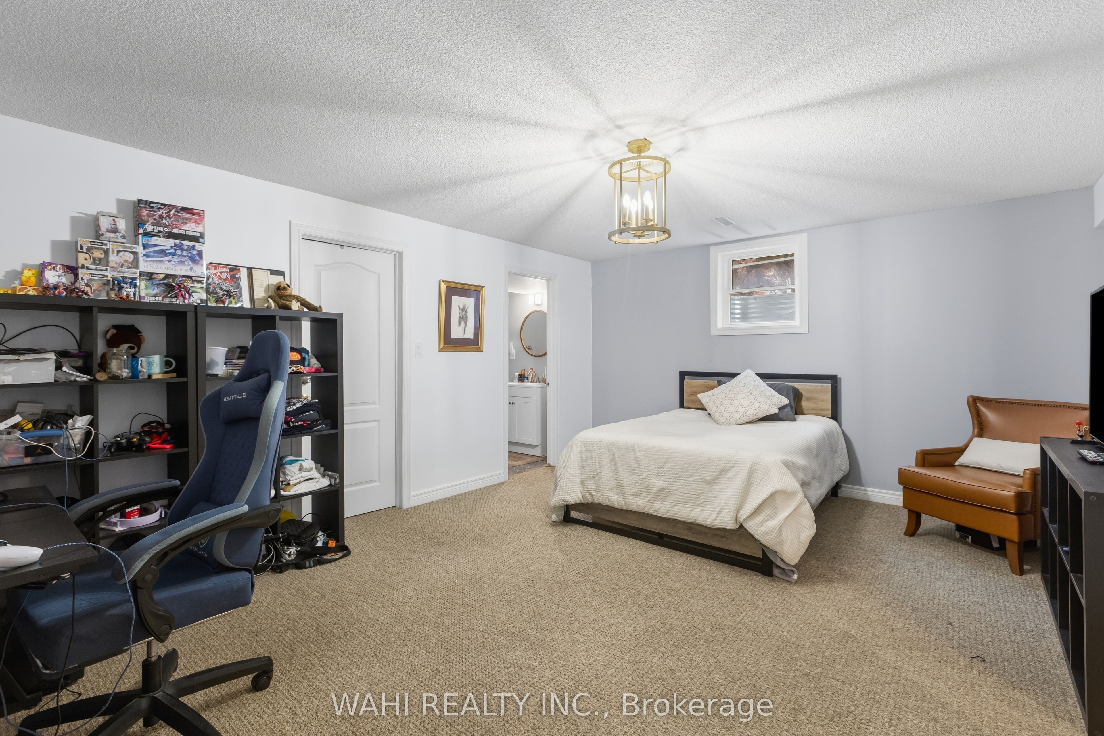 982 Glen View Avenue Property Photo 22