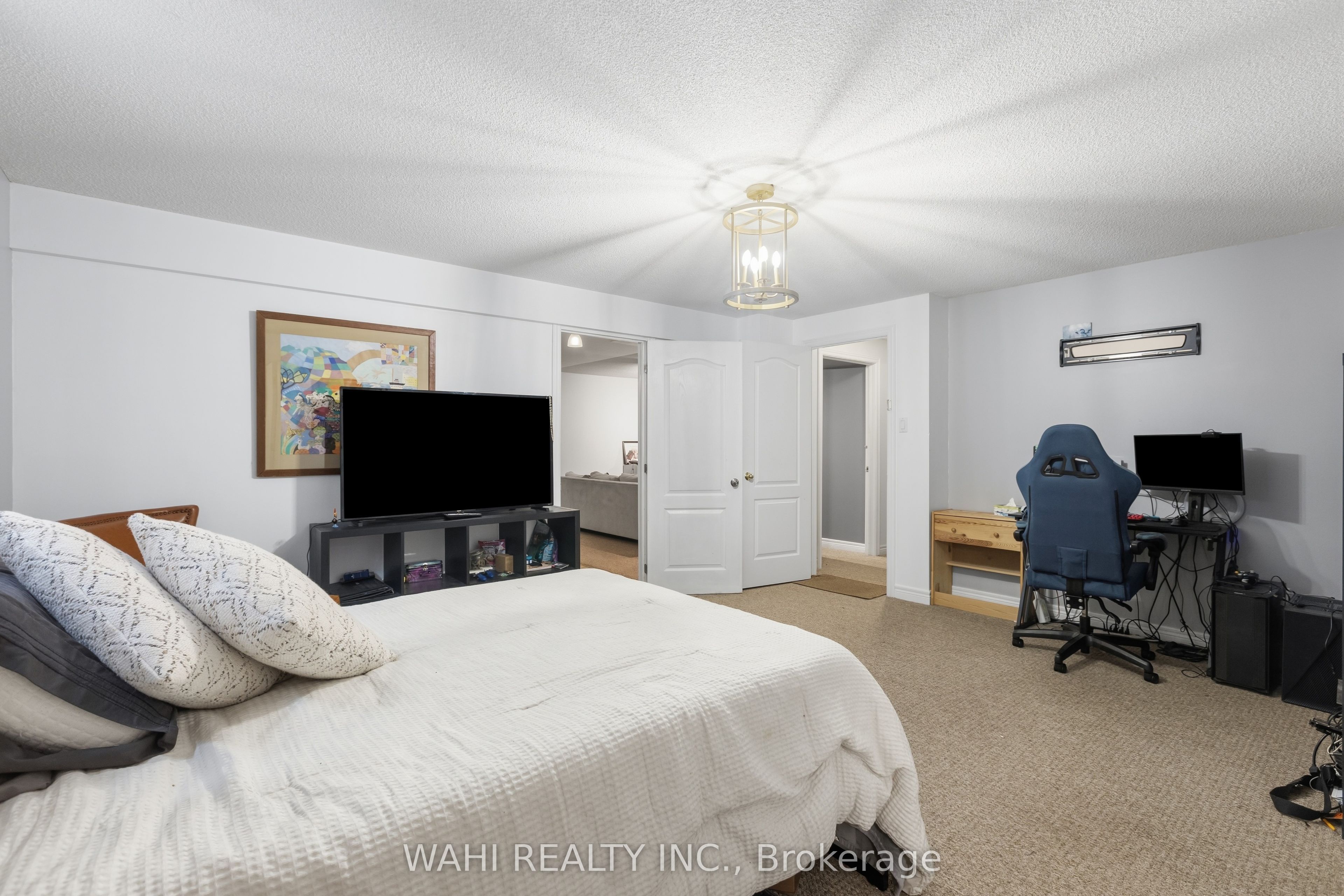 982 Glen View Avenue Property Photo 23