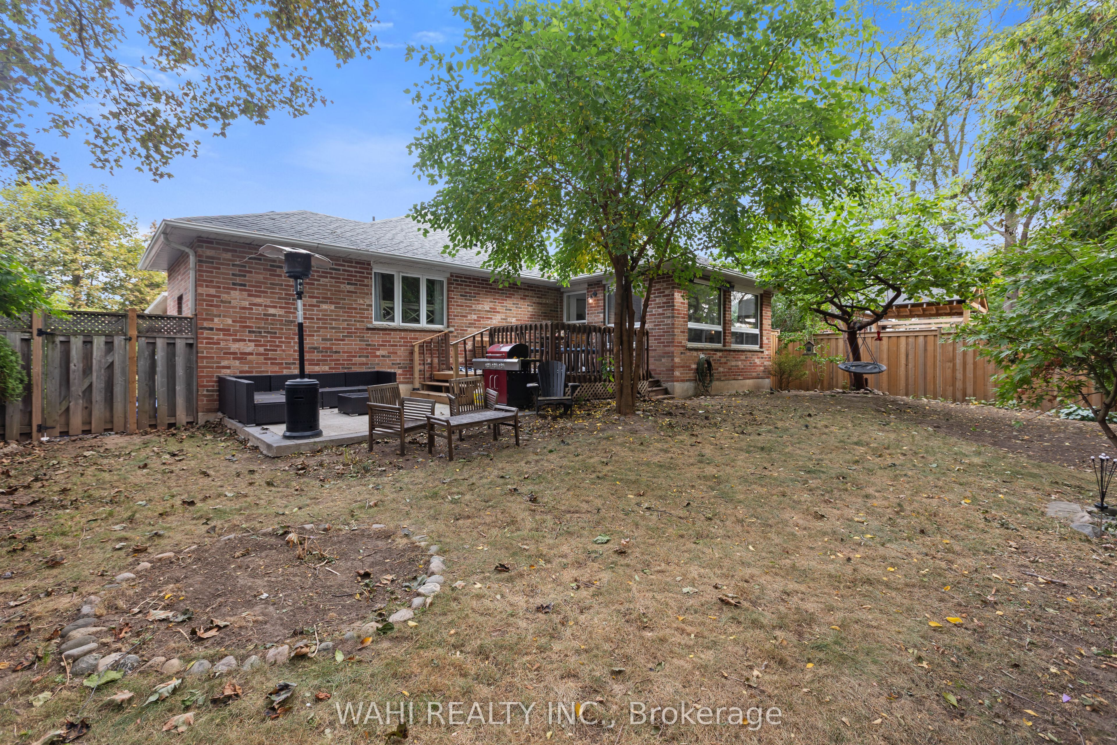 982 Glen View Avenue Property Photo 34