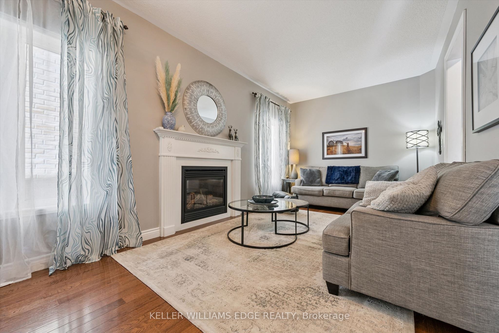97 Meadowlark Drive N Property Photo 8